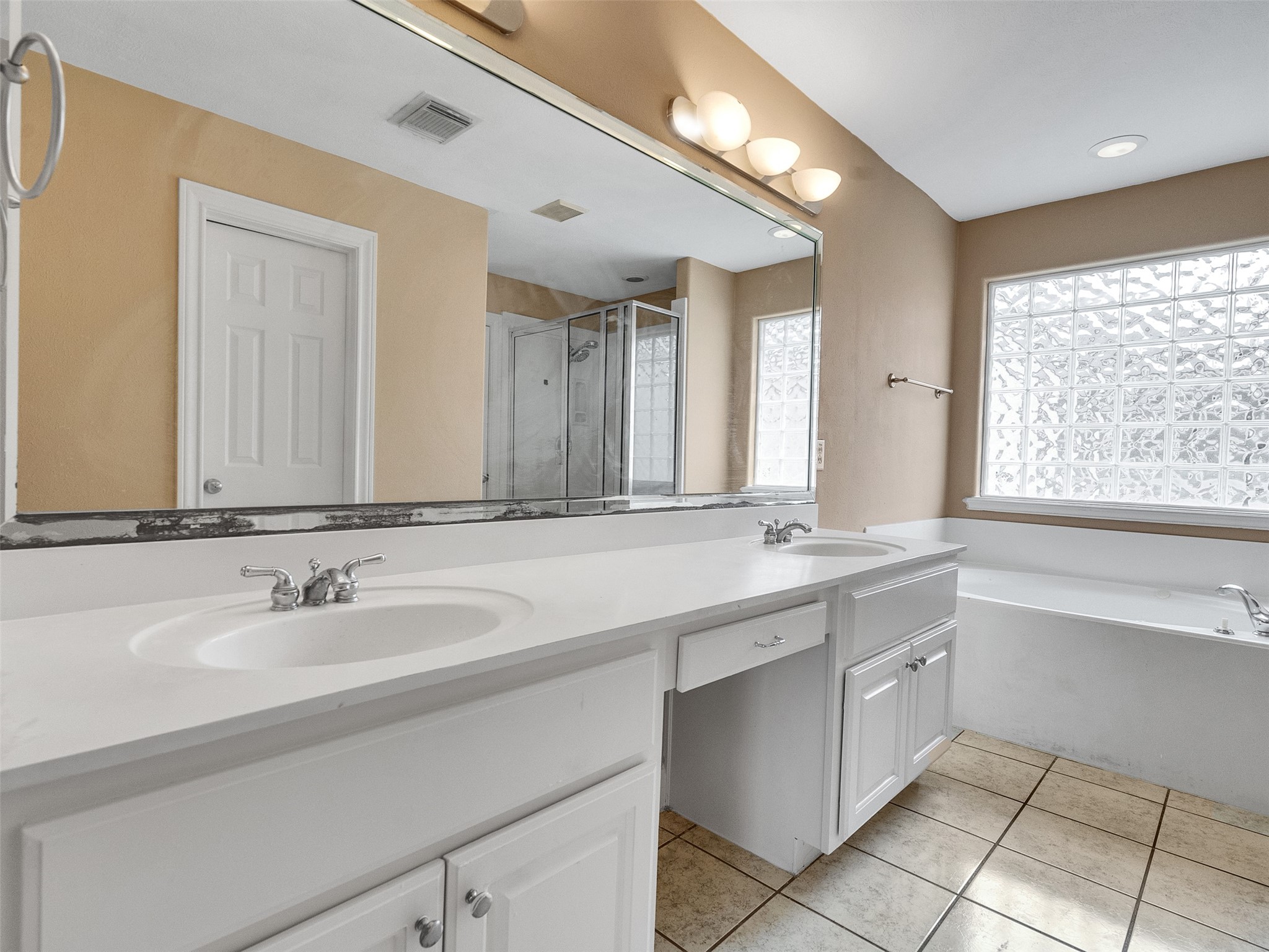4319 Lillian Street, Houston, TX 77007