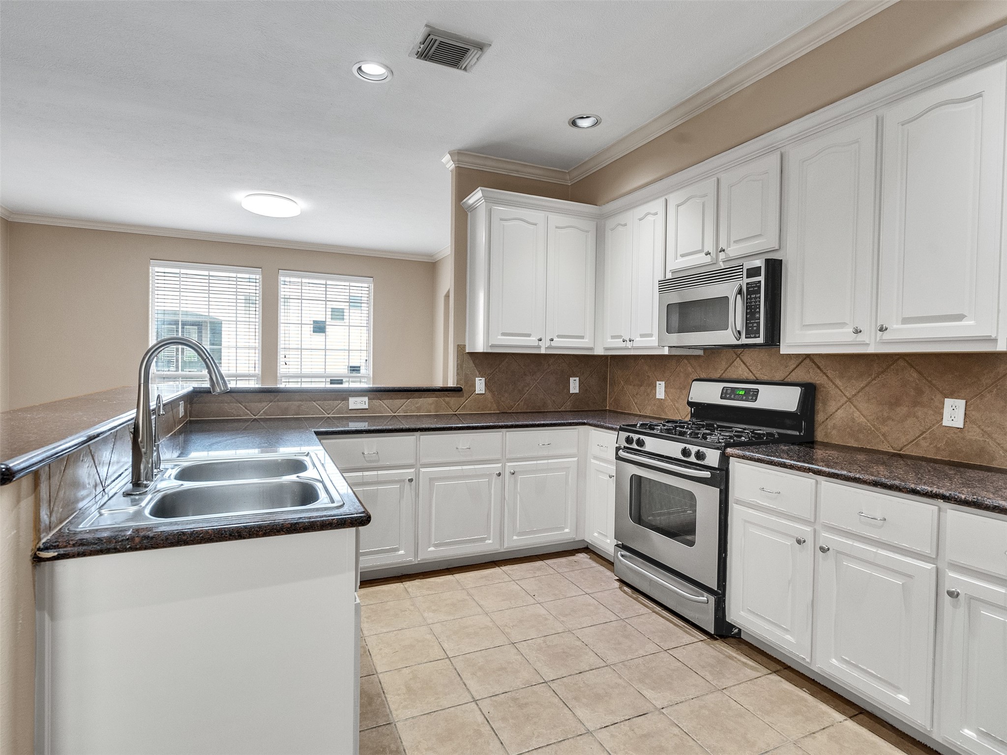 4319 Lillian Street, Houston, TX 77007
