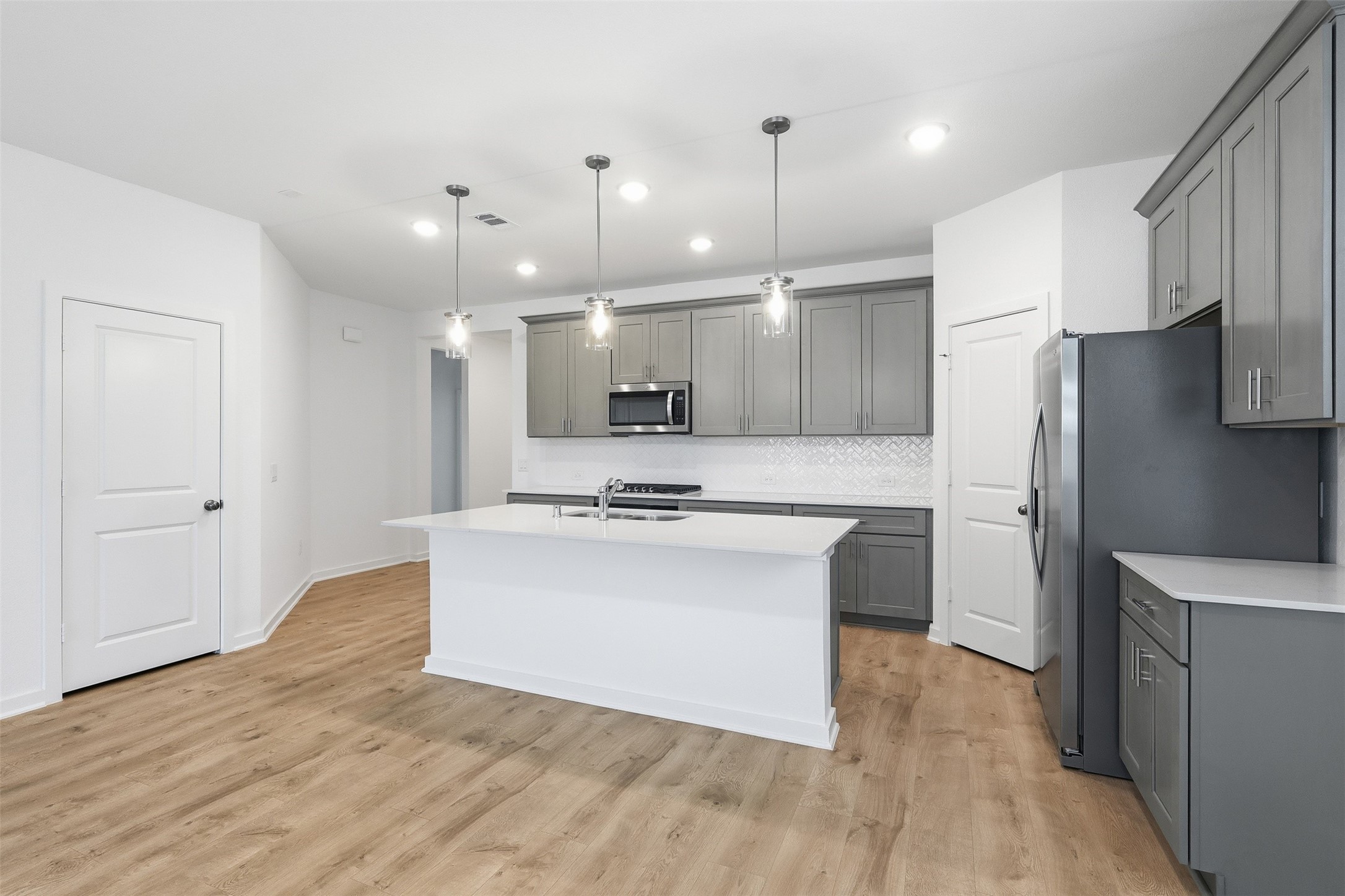 Island has room for counter seating. Island has room for counter seating.