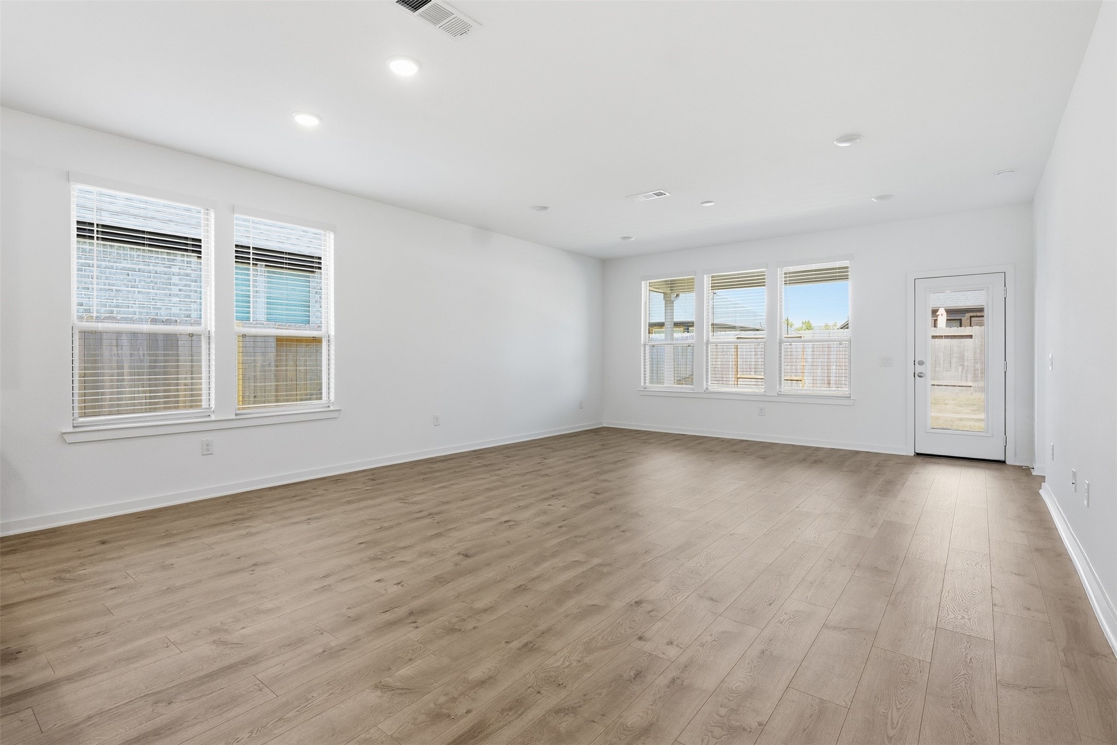 18210 Ellerden Forest Drive, Tomball, TX 77377 18210 Ellerden Forest Drive, Tomball, TX 77377