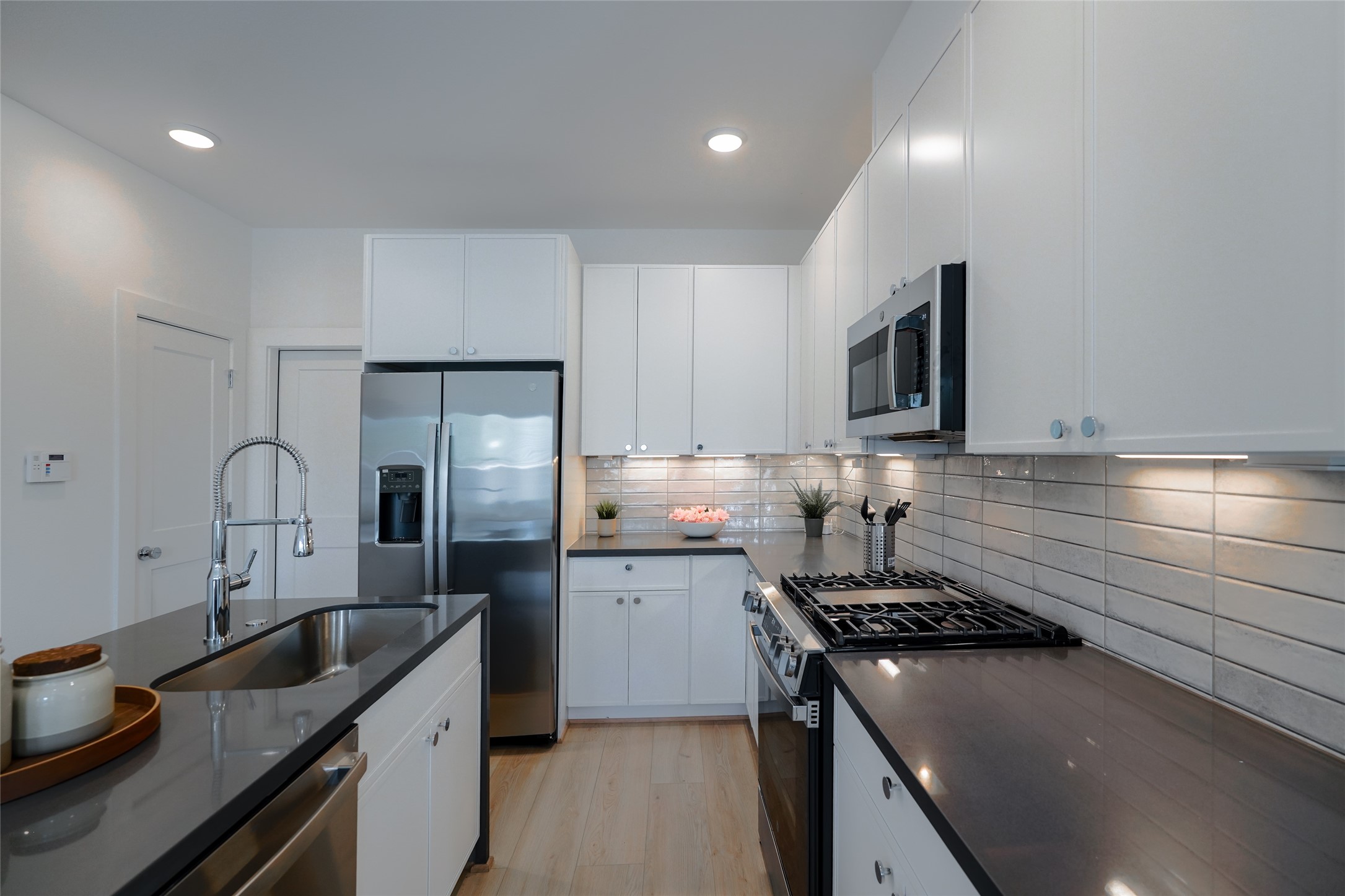 862 Paul Quinn Street, #B, Houston, TX 77091