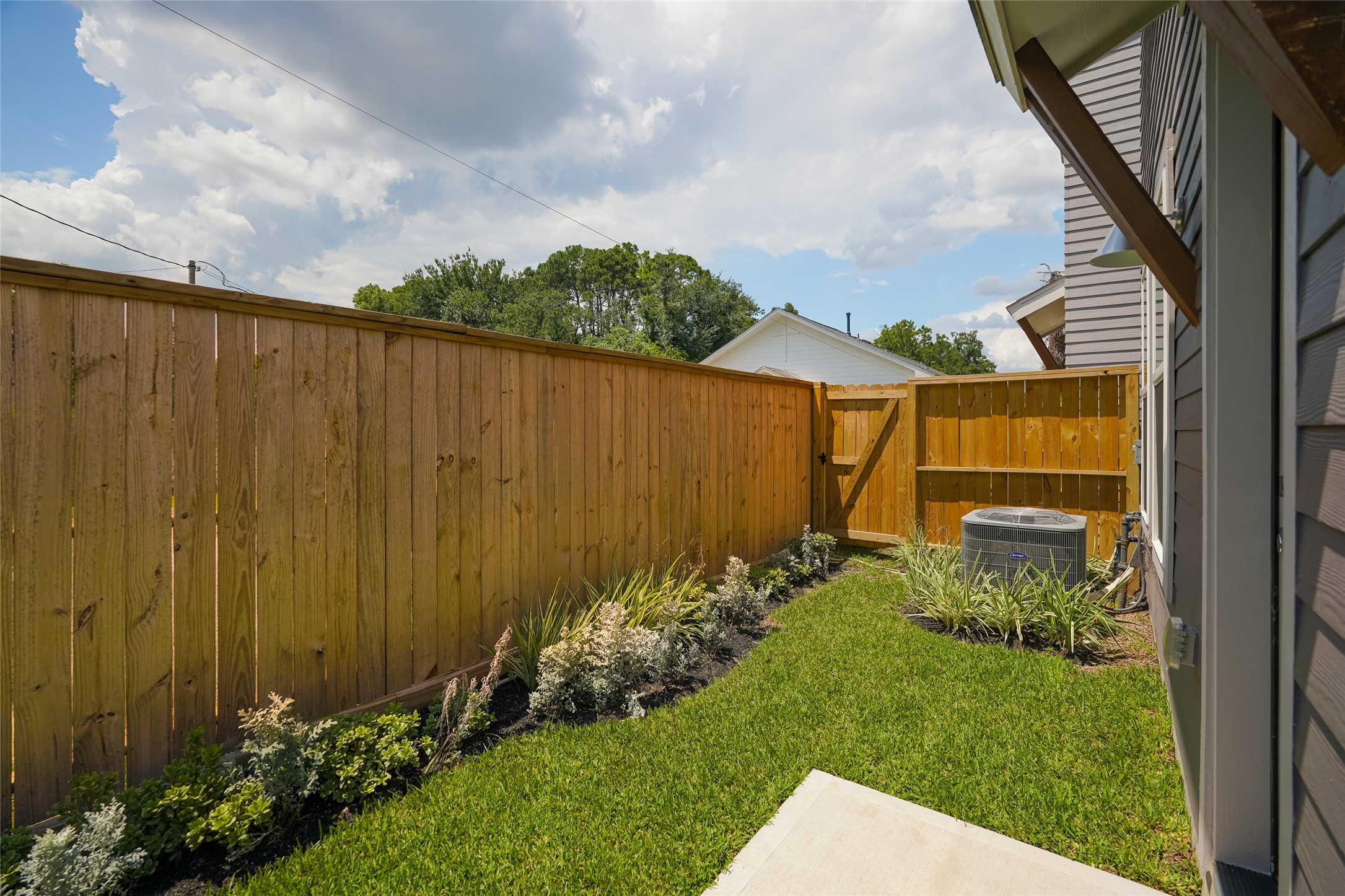 862 Paul Quinn Street, #B, Houston, TX 77091