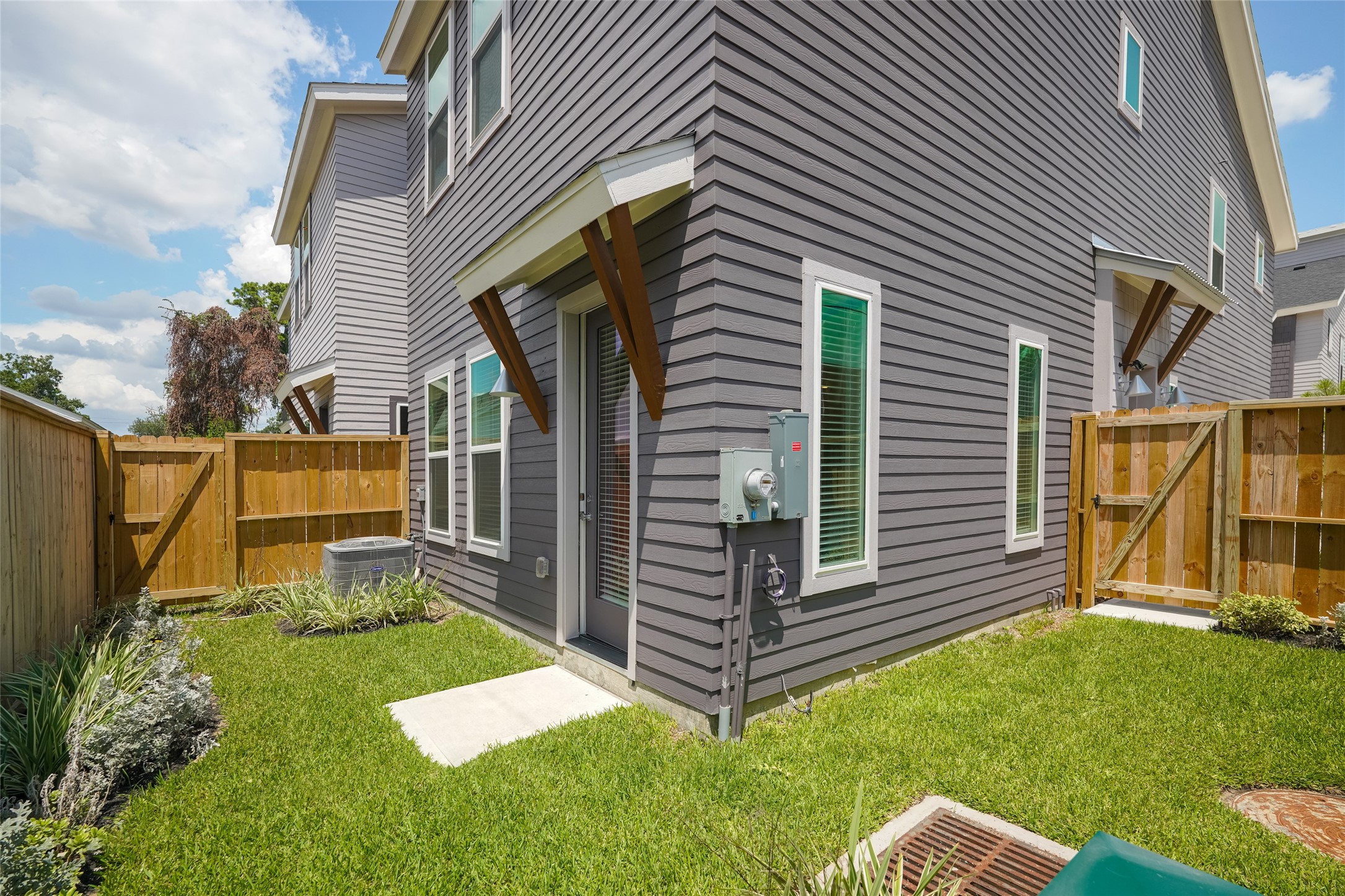 862 Paul Quinn Street, #B, Houston, TX 77091