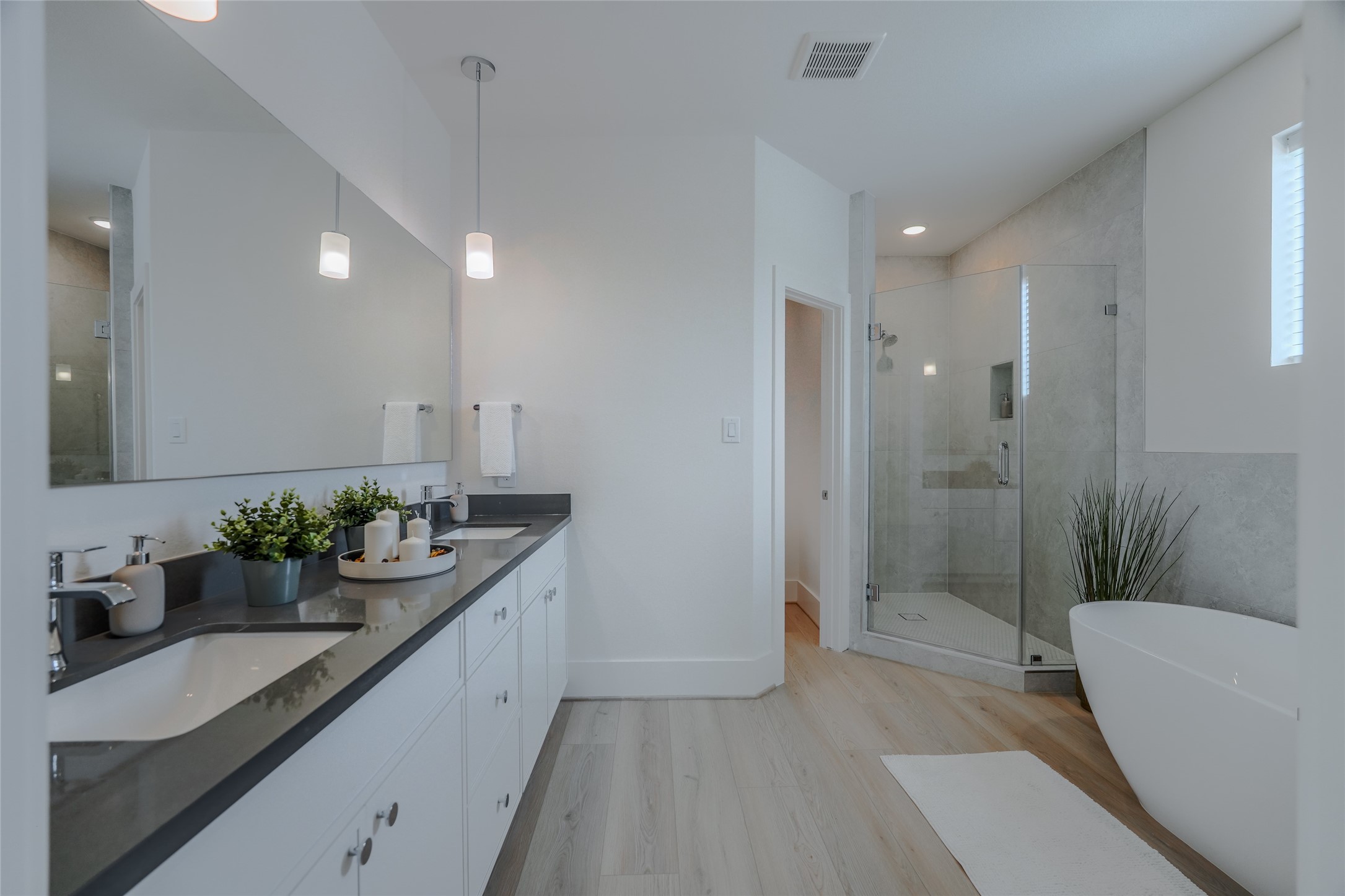 862 Paul Quinn Street, #B, Houston, TX 77091