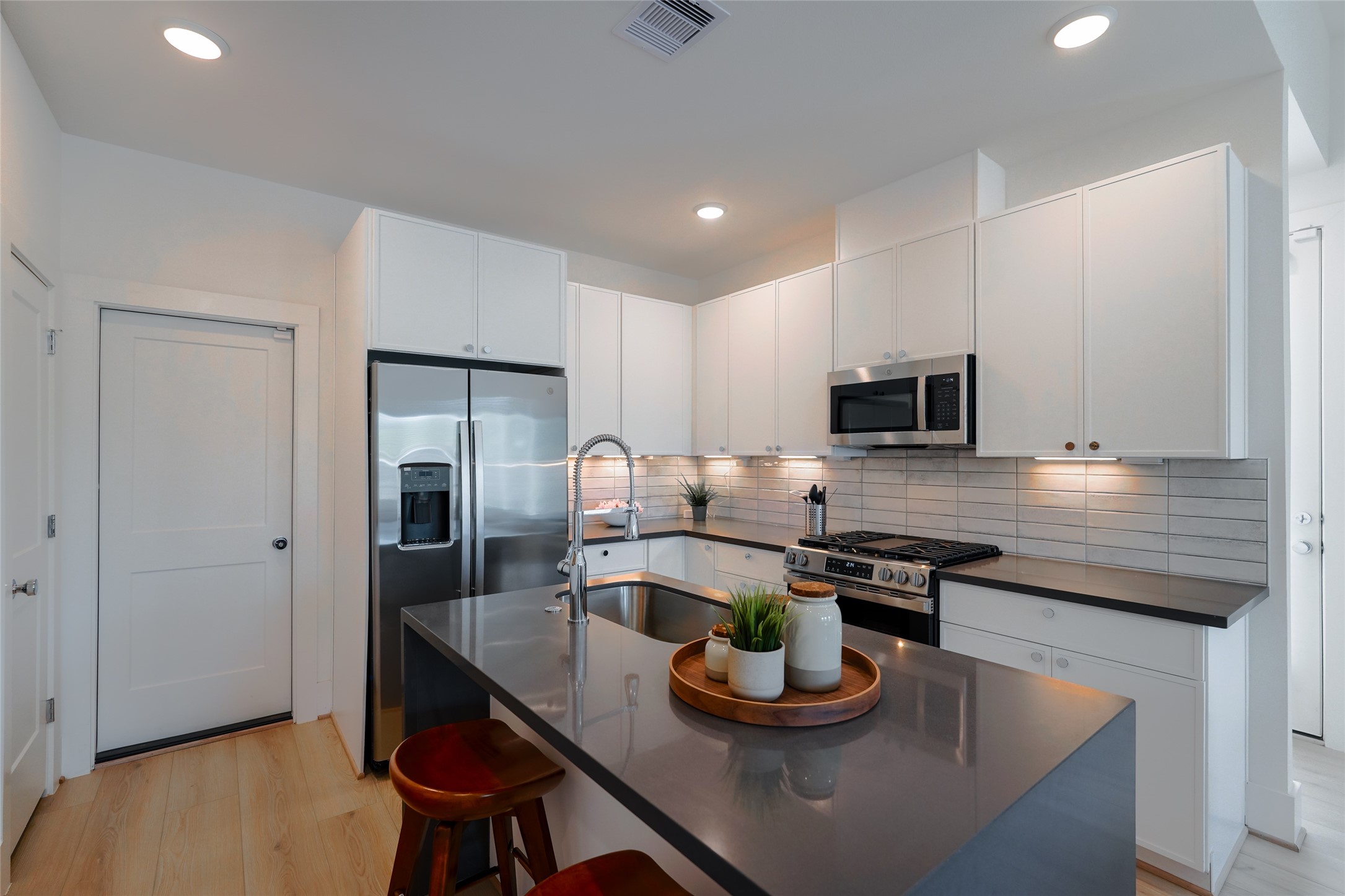 862 Paul Quinn Street, #B, Houston, TX 77091