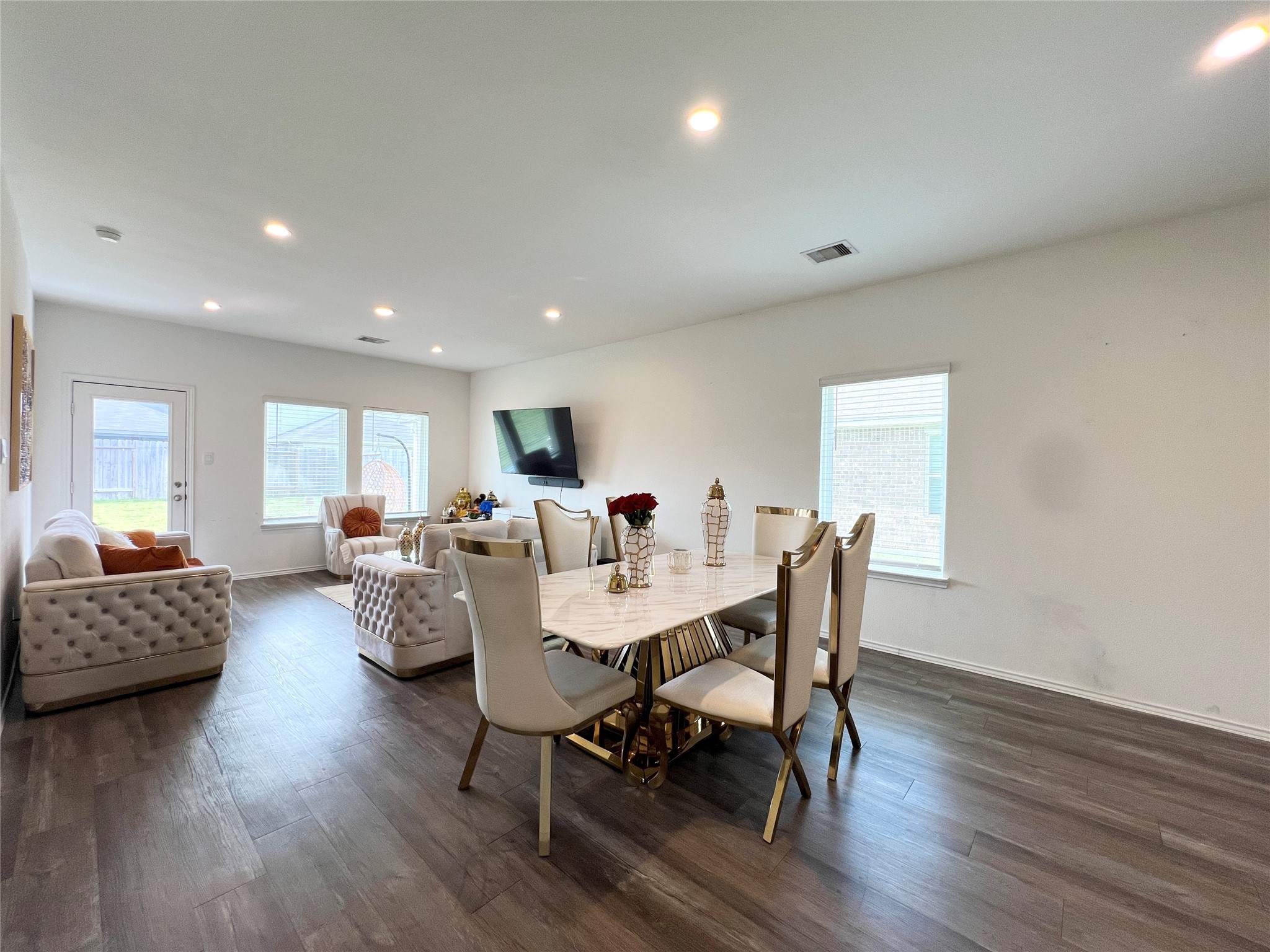 5226 Castlebury Meadows Drive, Spring, TX 77373