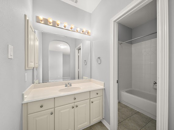 3819 Rivermoss Lane, Katy, TX 77494