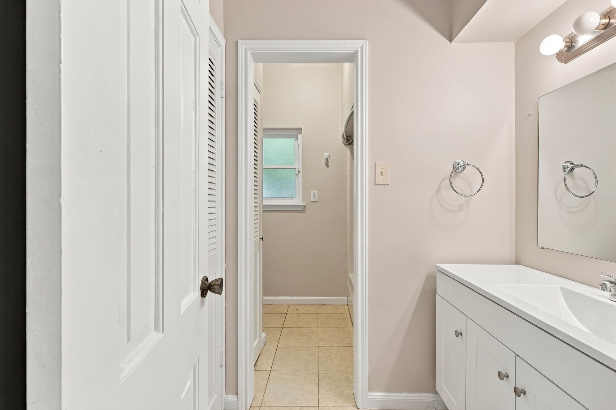 713 Palmer Drive, Conroe, TX 77302