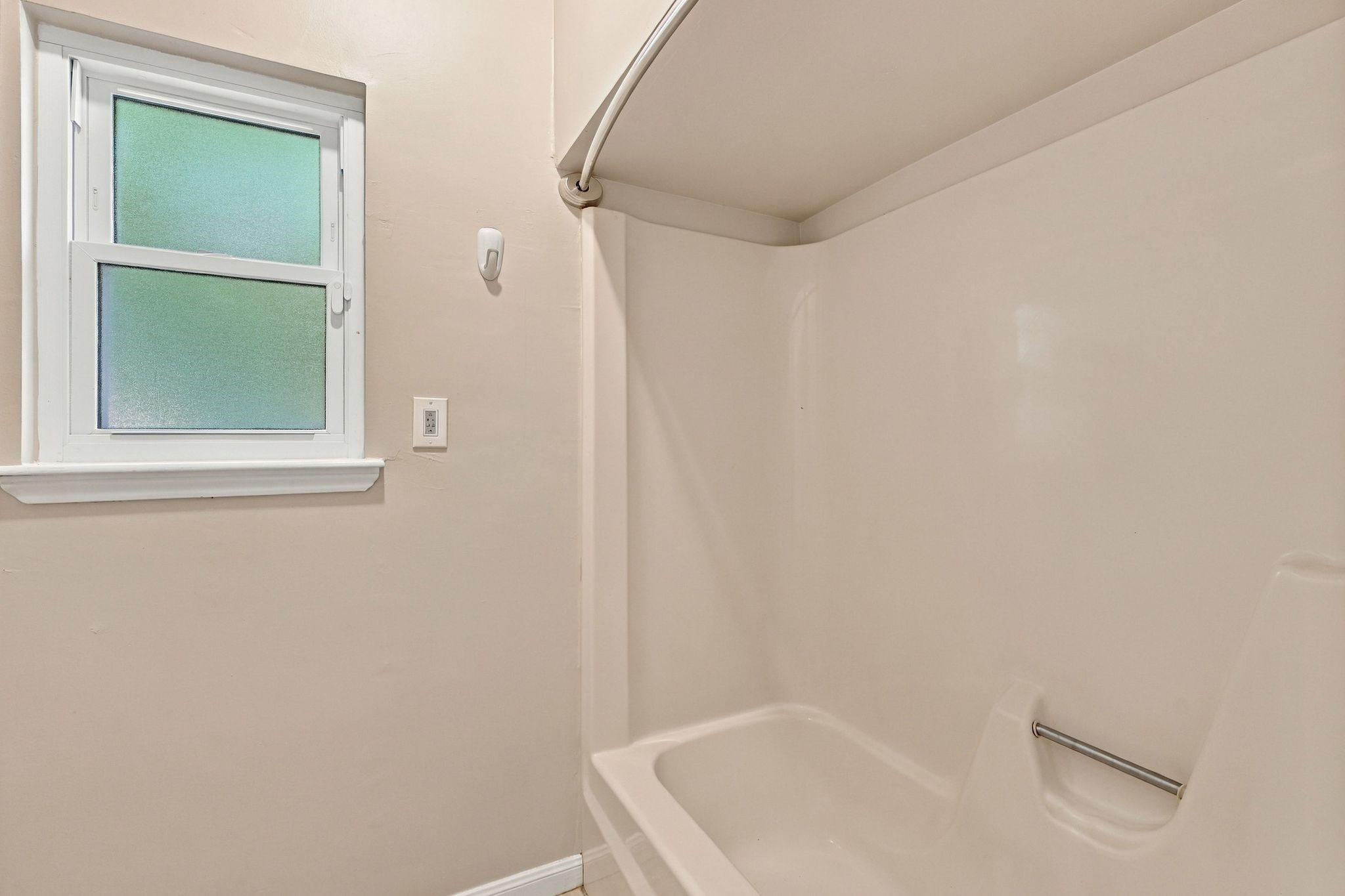 713 Palmer Drive, Conroe, TX 77302