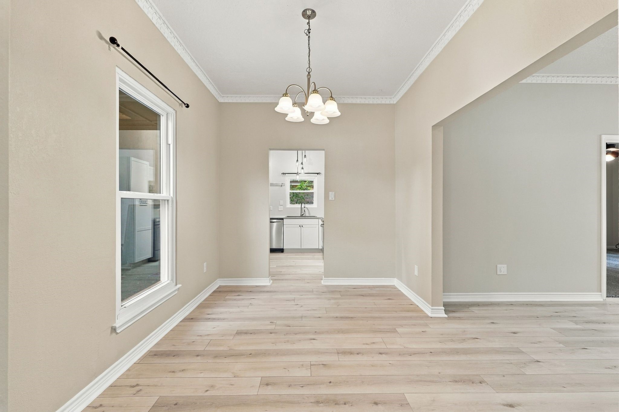 713 Palmer Drive, Conroe, TX 77302