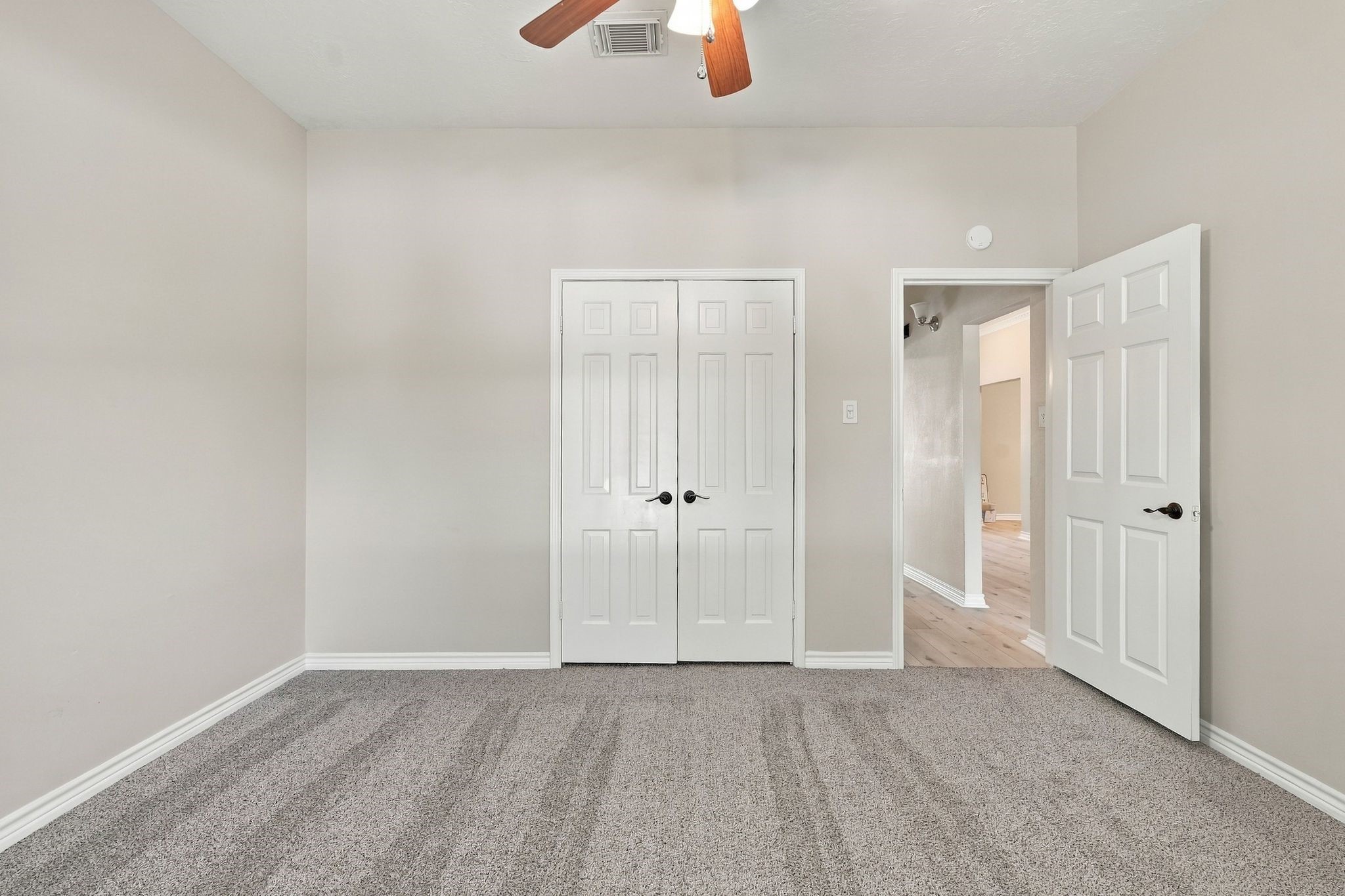713 Palmer Drive, Conroe, TX 77302