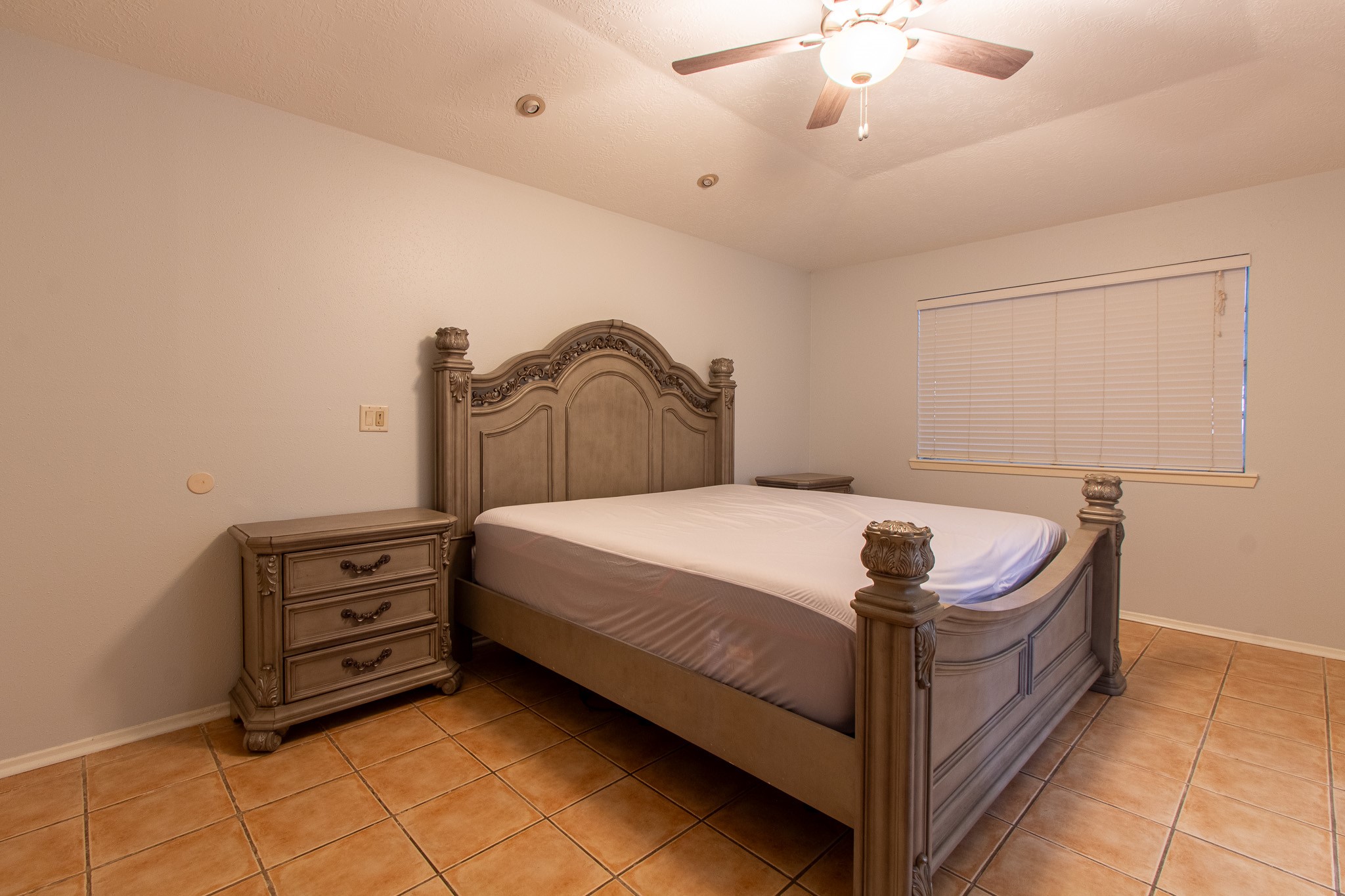 2522 Lower Valley Drive, Houston, TX 77067