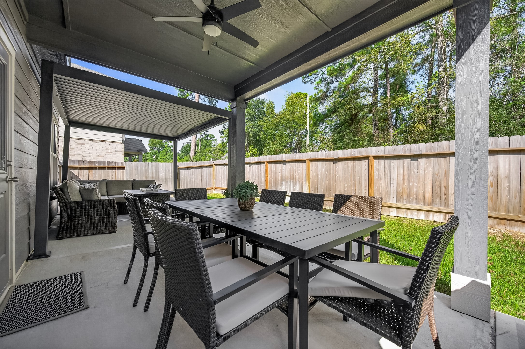 8522 Blueberry Ash Street, Magnolia, TX 77354