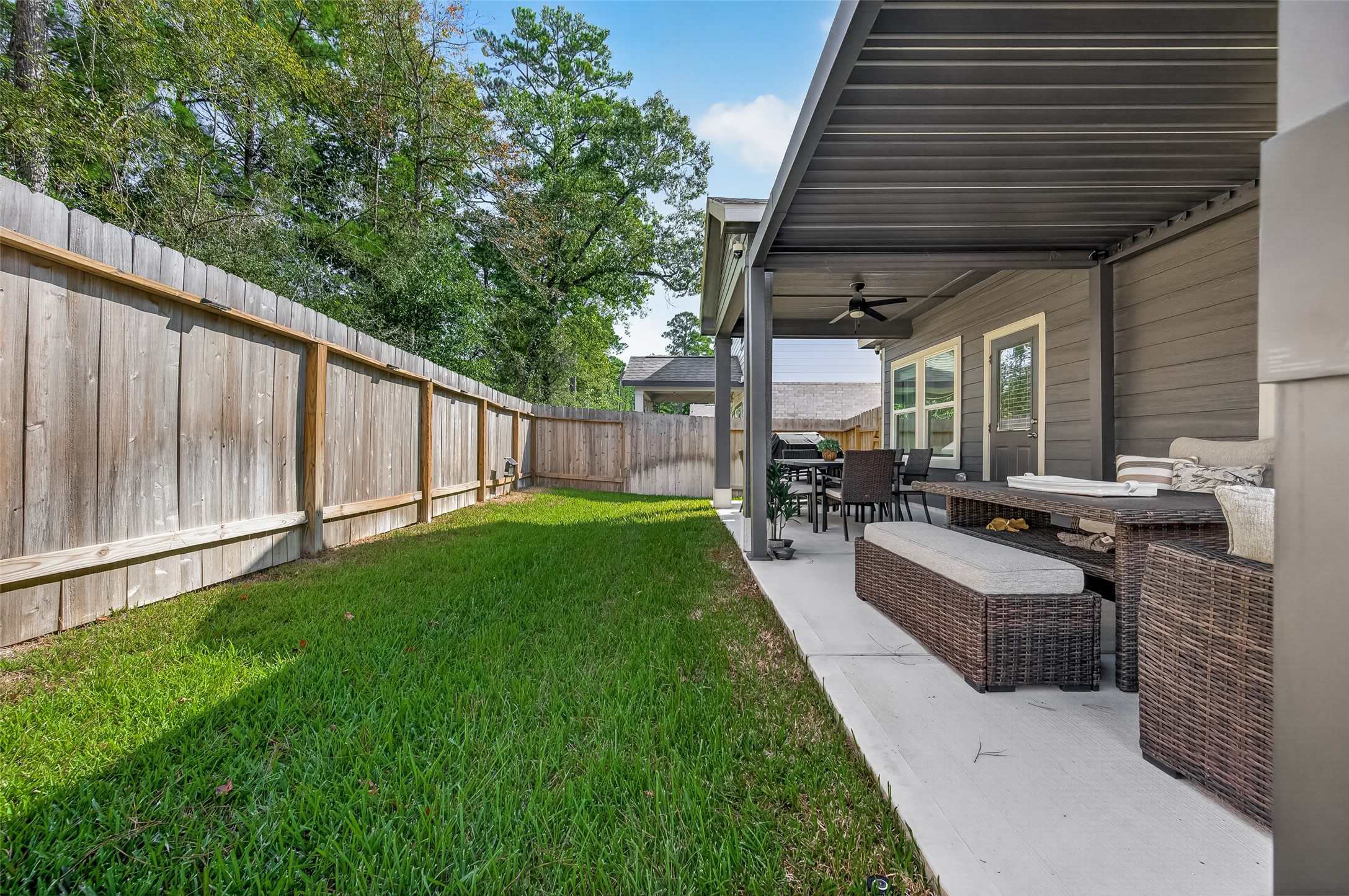 8522 Blueberry Ash Street, Magnolia, TX 77354