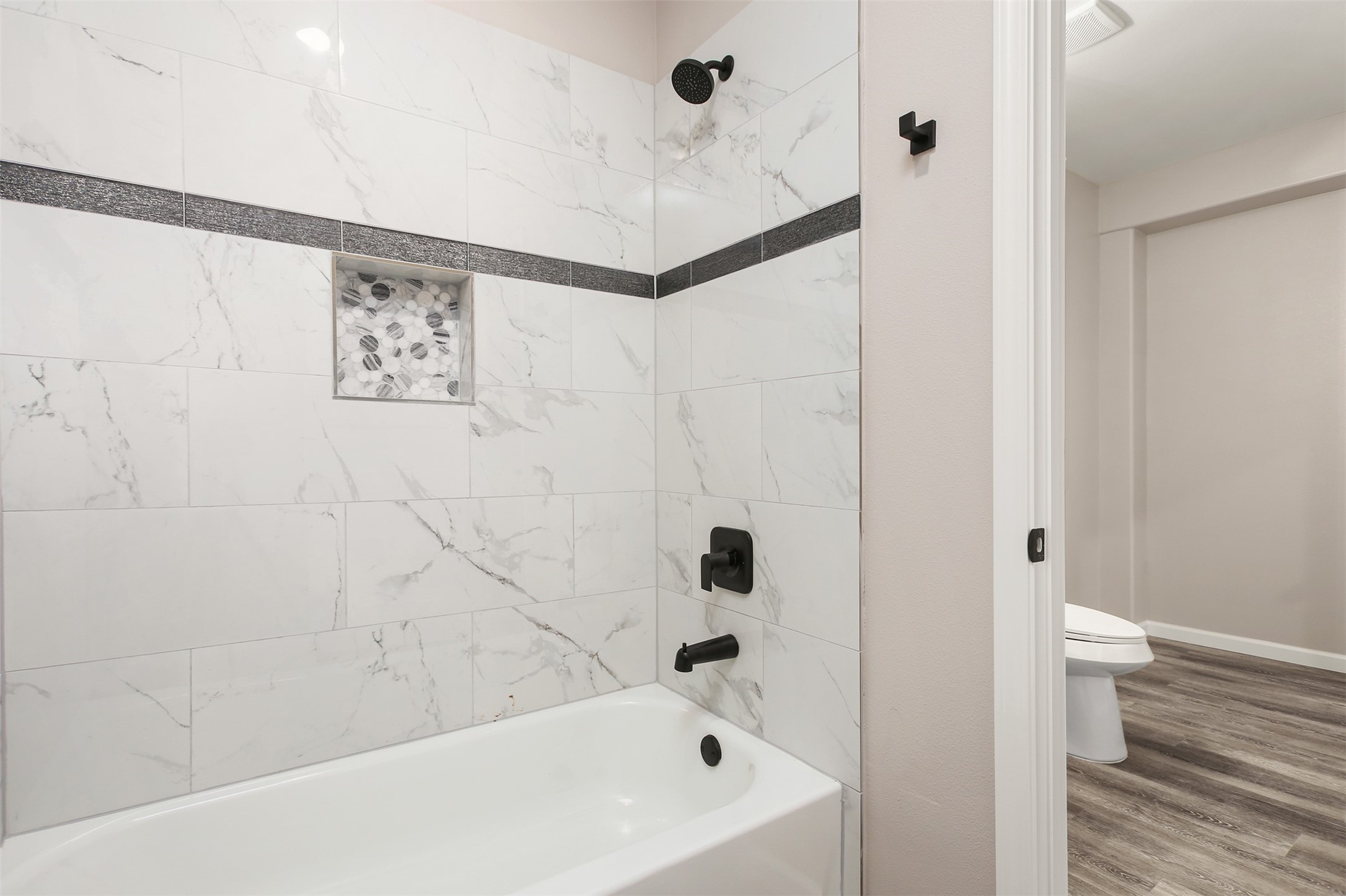 Shower/tub combo