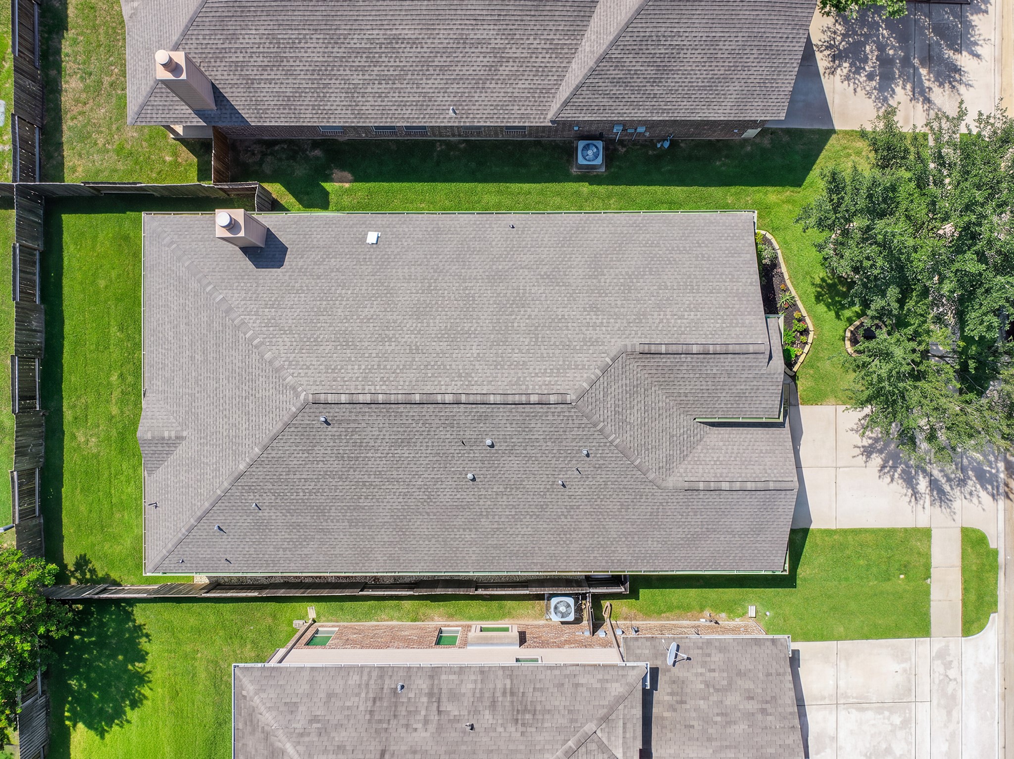 8806 Alicia Drive, Tomball, TX 77375