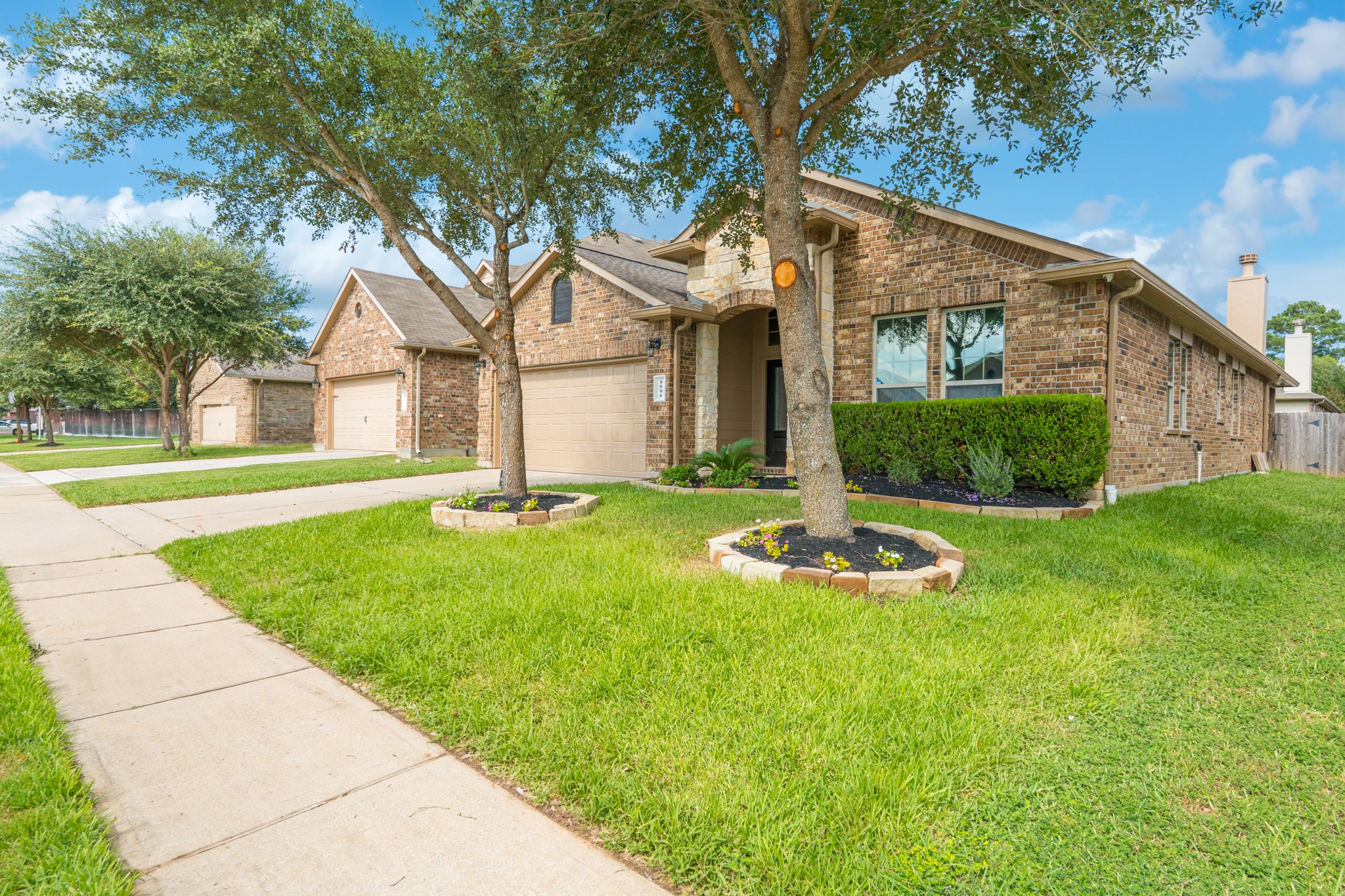 8806 Alicia Drive, Tomball, TX 77375