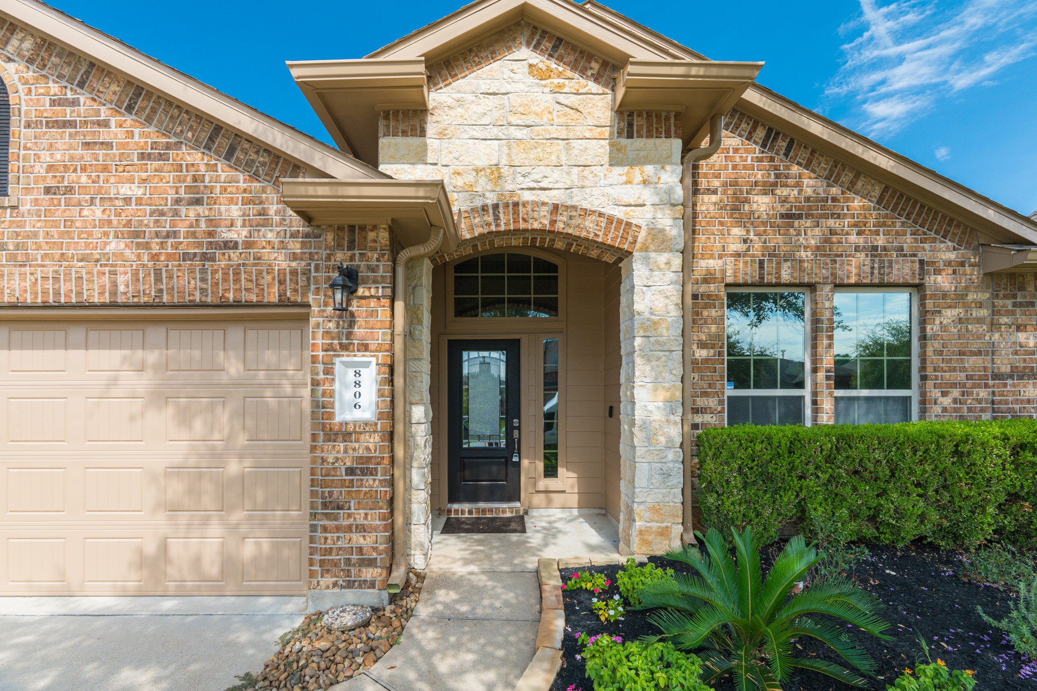 8806 Alicia Drive, Tomball, TX 77375