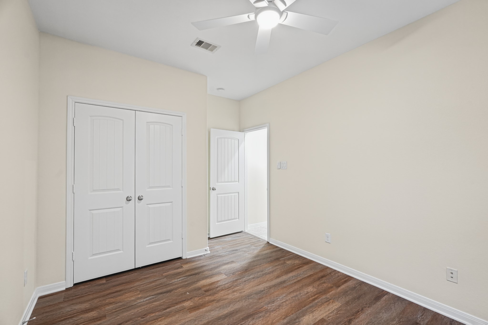 8806 Alicia Drive, Tomball, TX 77375