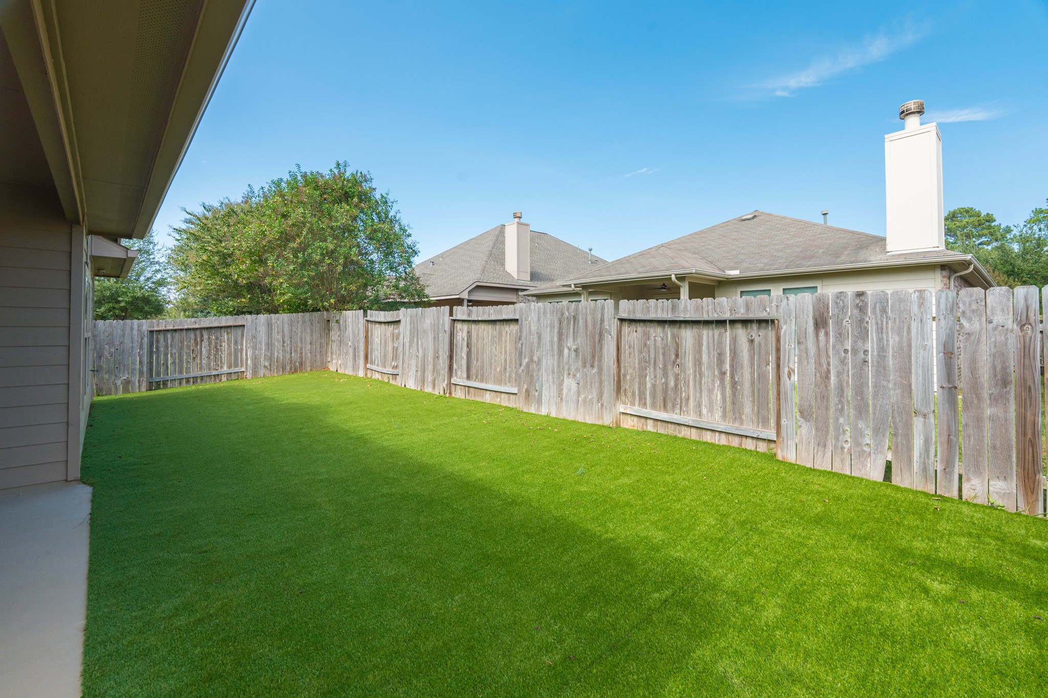 8806 Alicia Drive, Tomball, TX 77375