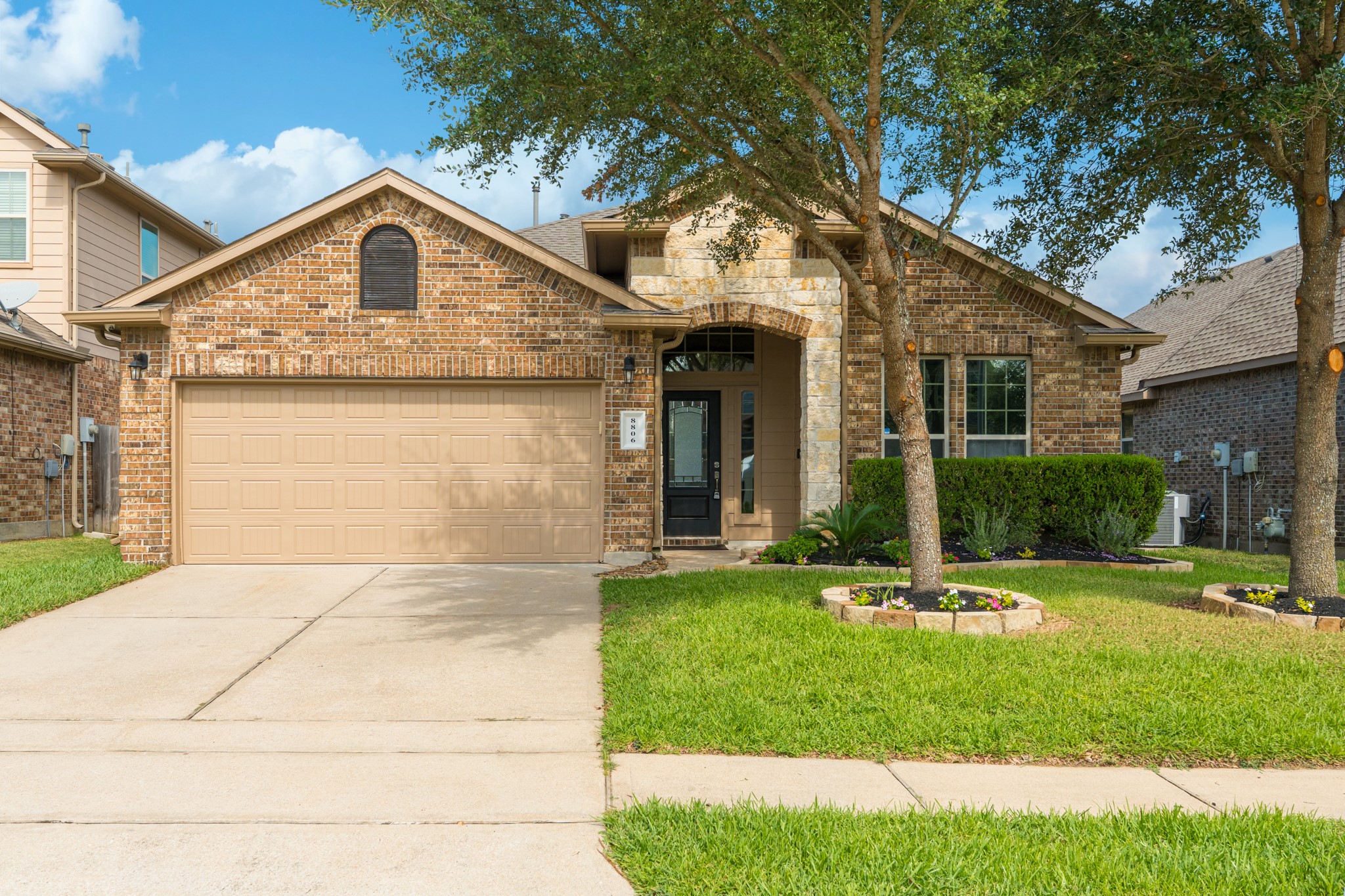 8806 Alicia Drive, Tomball, TX 77375