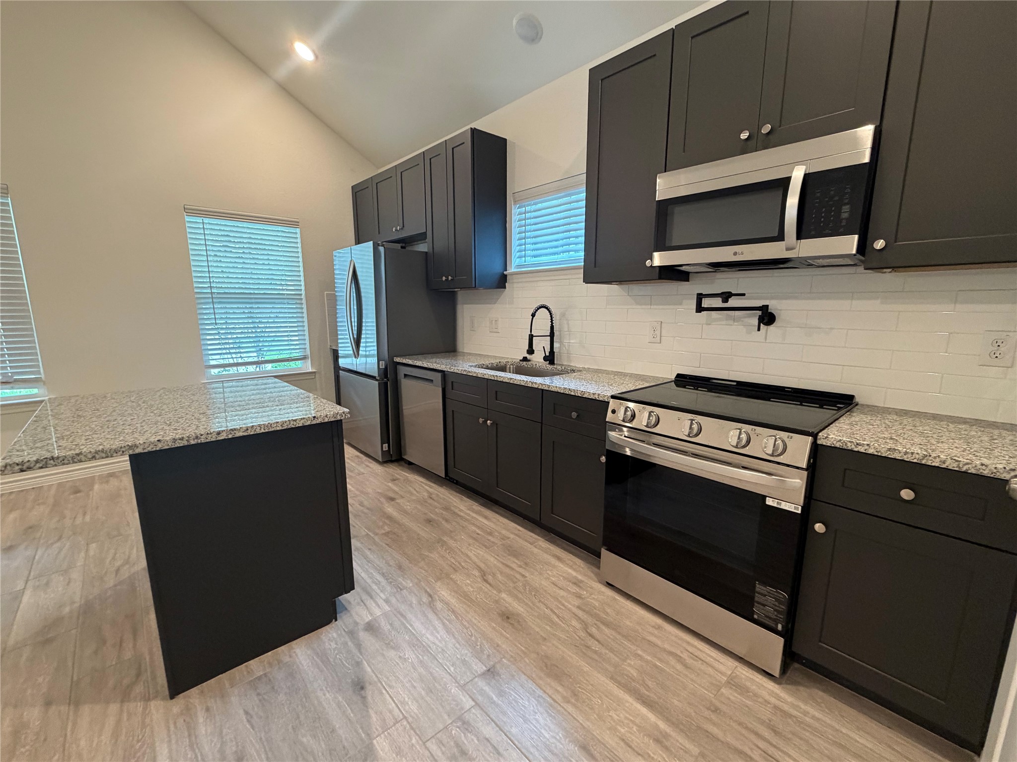 16980 Kempwood, Montgomery, TX 77316