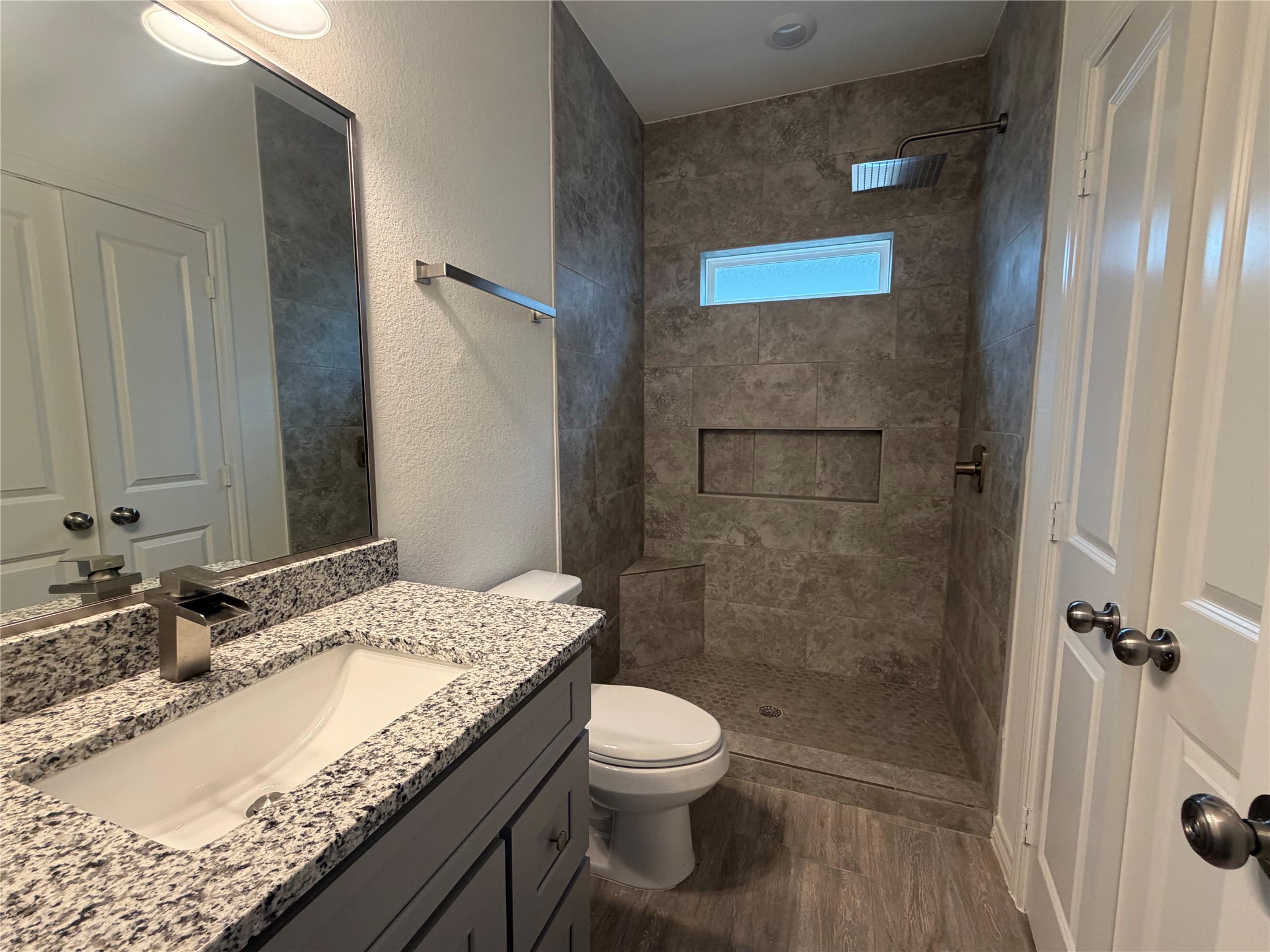 16980 Kempwood, Montgomery, TX 77316