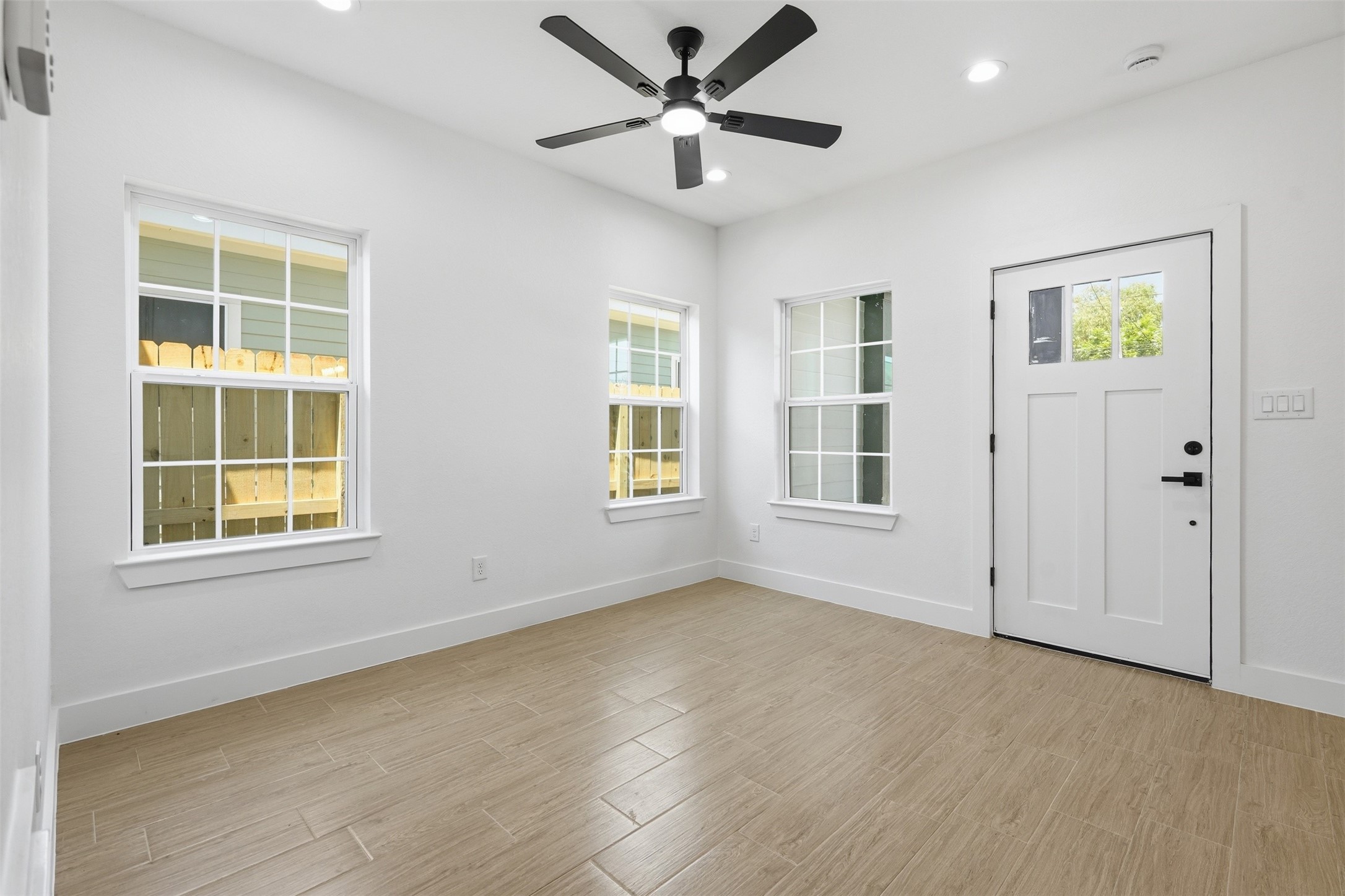 428 Rhode Island Street, Houston, TX 77029