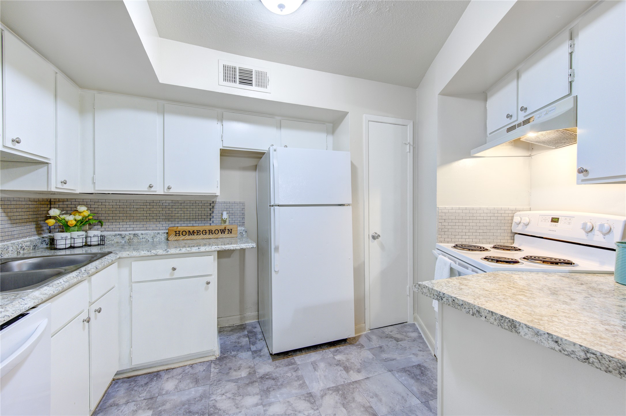 10811 Richmond Avenue, #50, Houston, TX 77042
