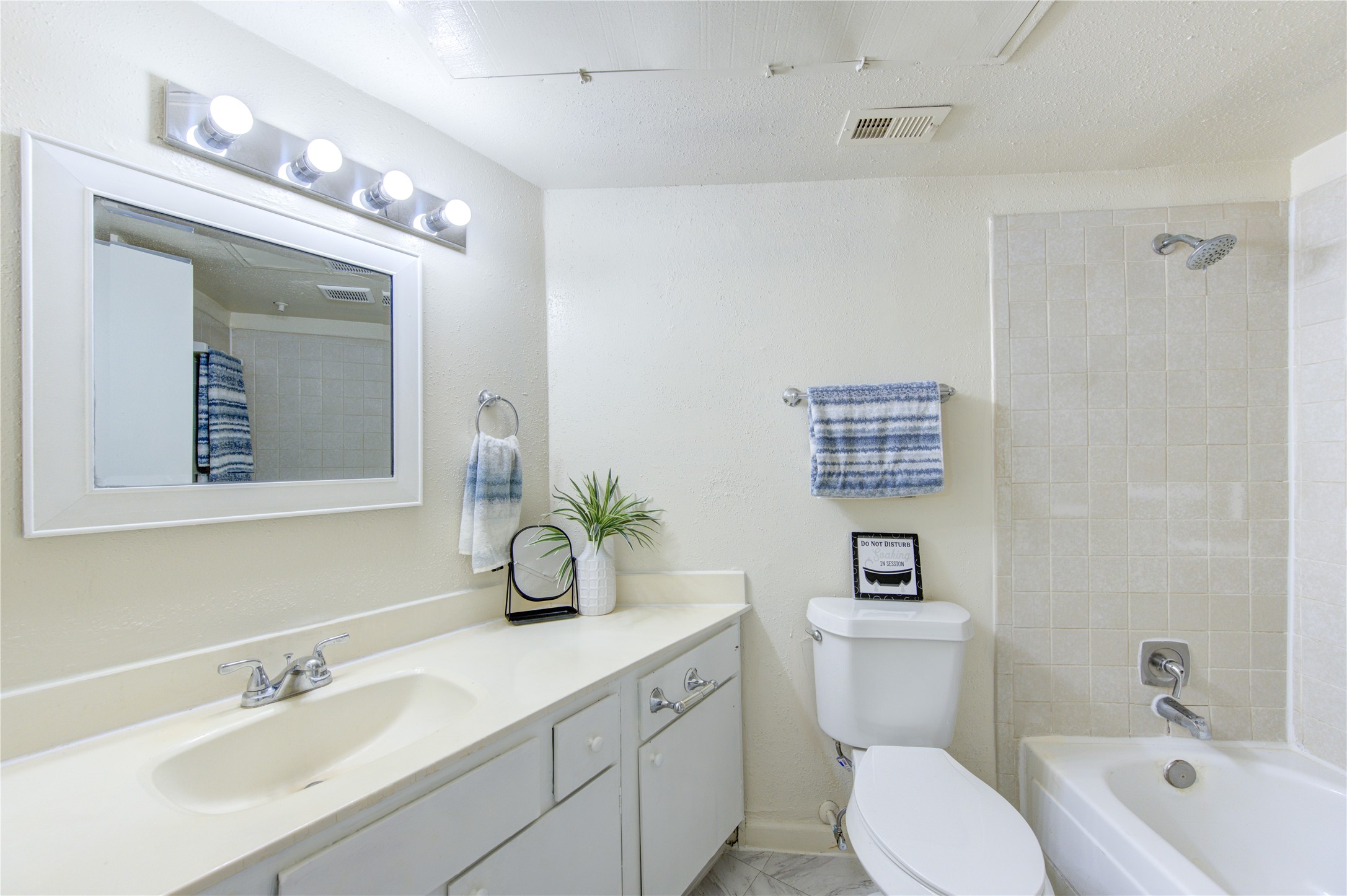 10811 Richmond Avenue, #50, Houston, TX 77042