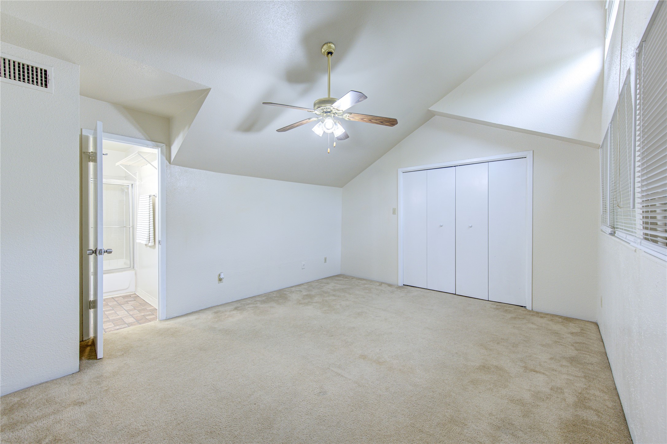 10811 Richmond Avenue, #50, Houston, TX 77042