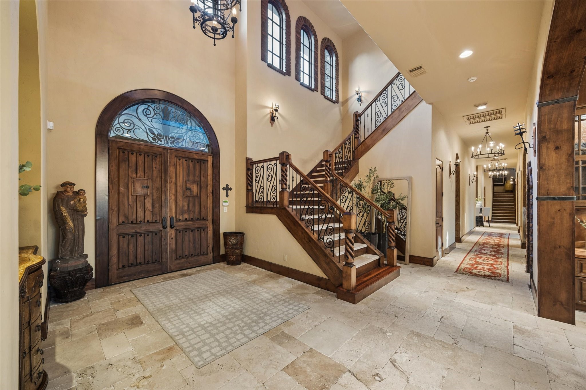 327 E Friar Tuck Lane, Houston, TX 77024