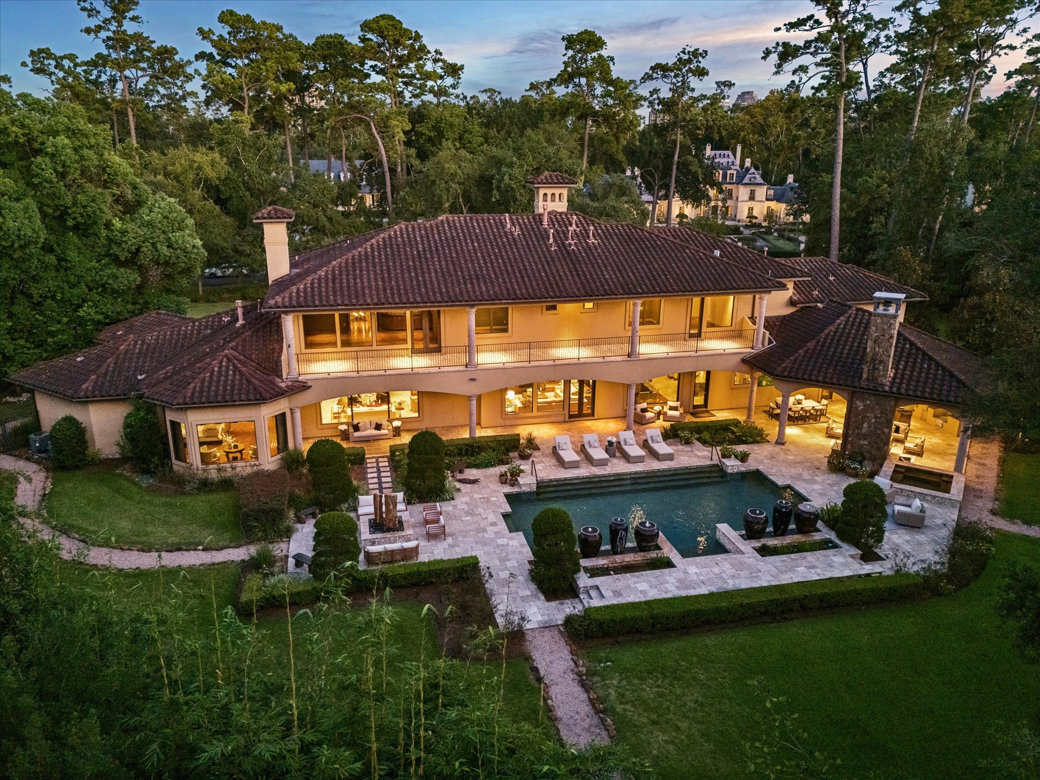 327 E Friar Tuck Lane, Houston, TX 77024