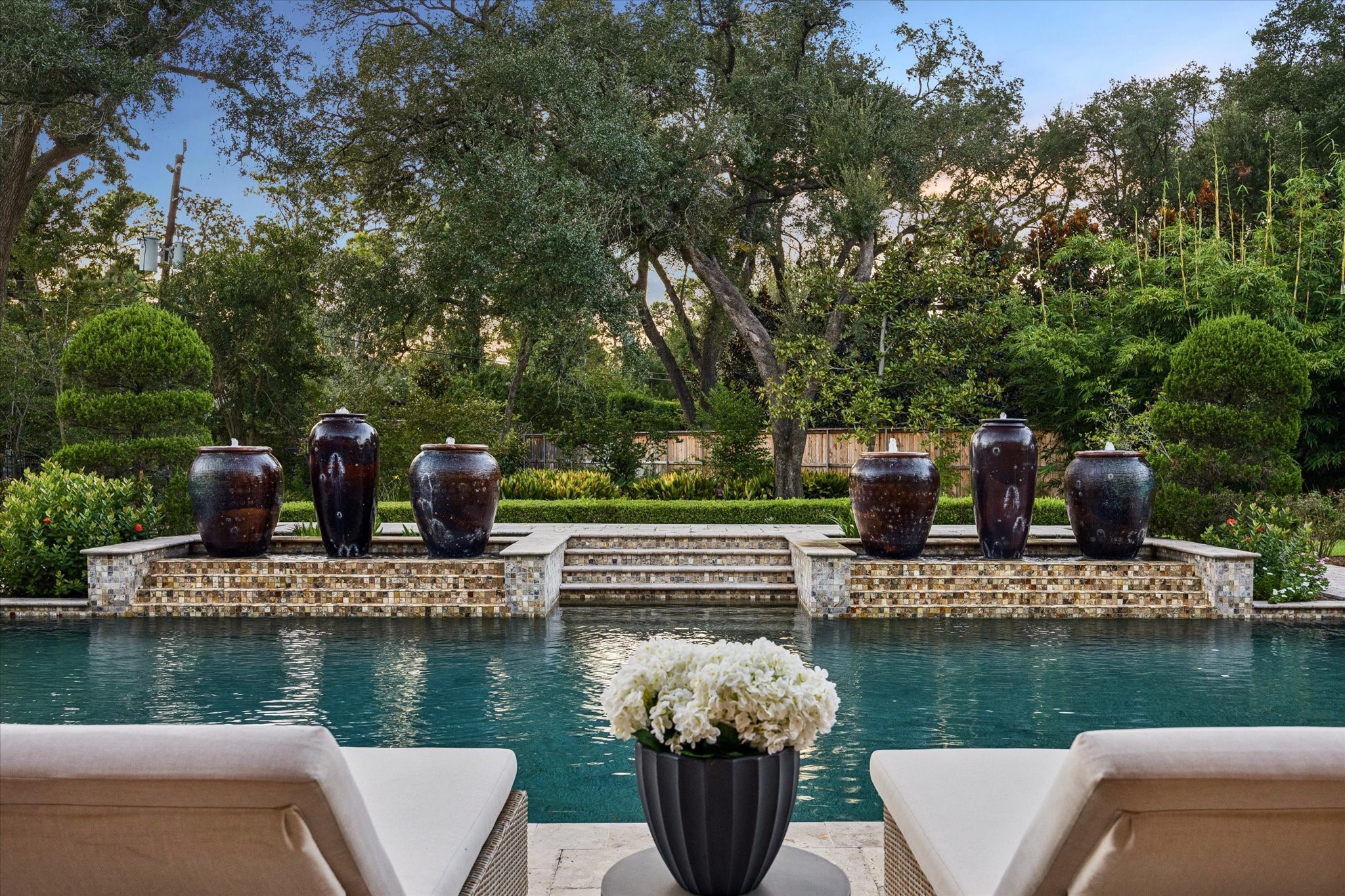 327 E Friar Tuck Lane, Houston, TX 77024