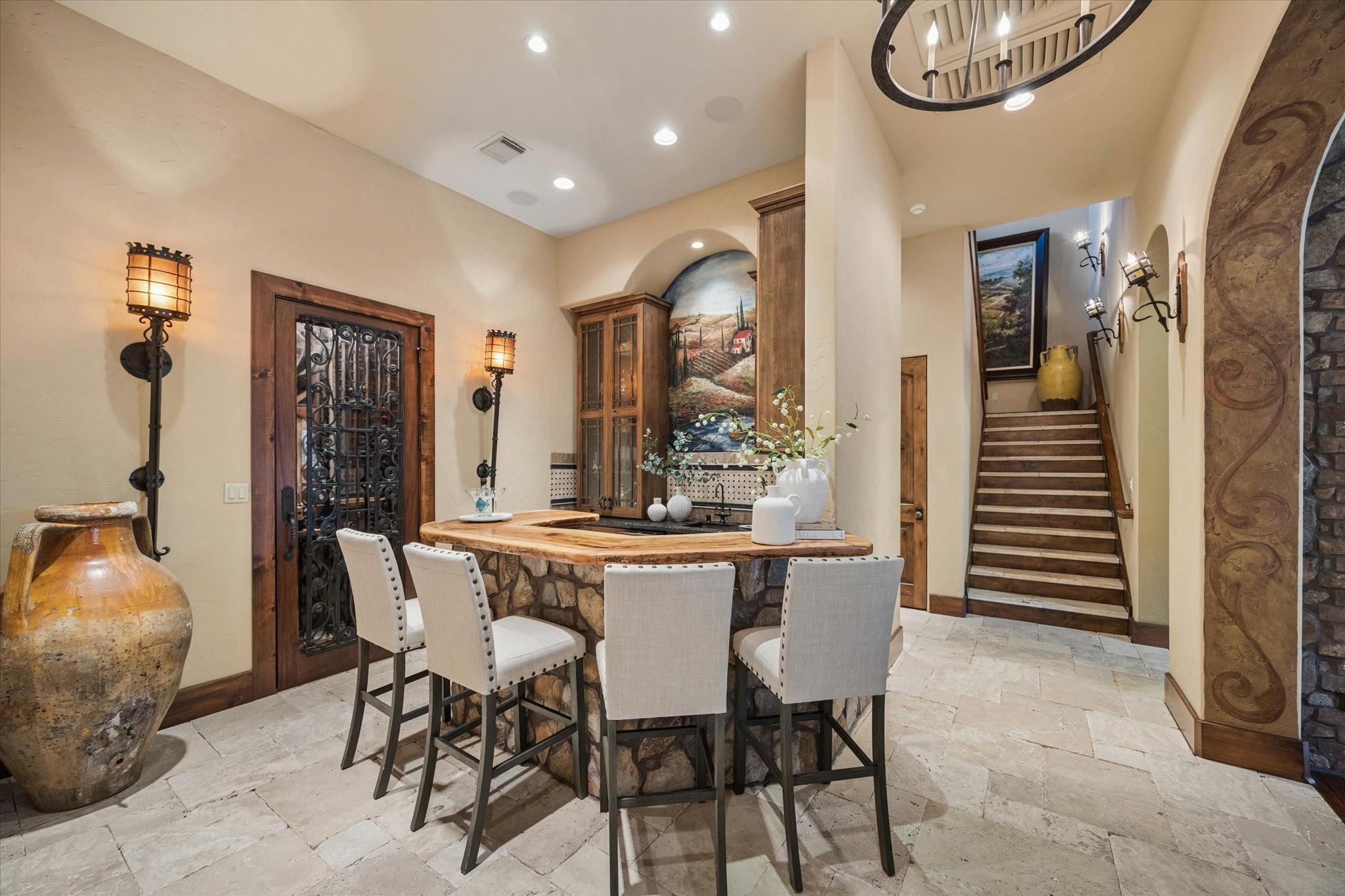 327 E Friar Tuck Lane, Houston, TX 77024