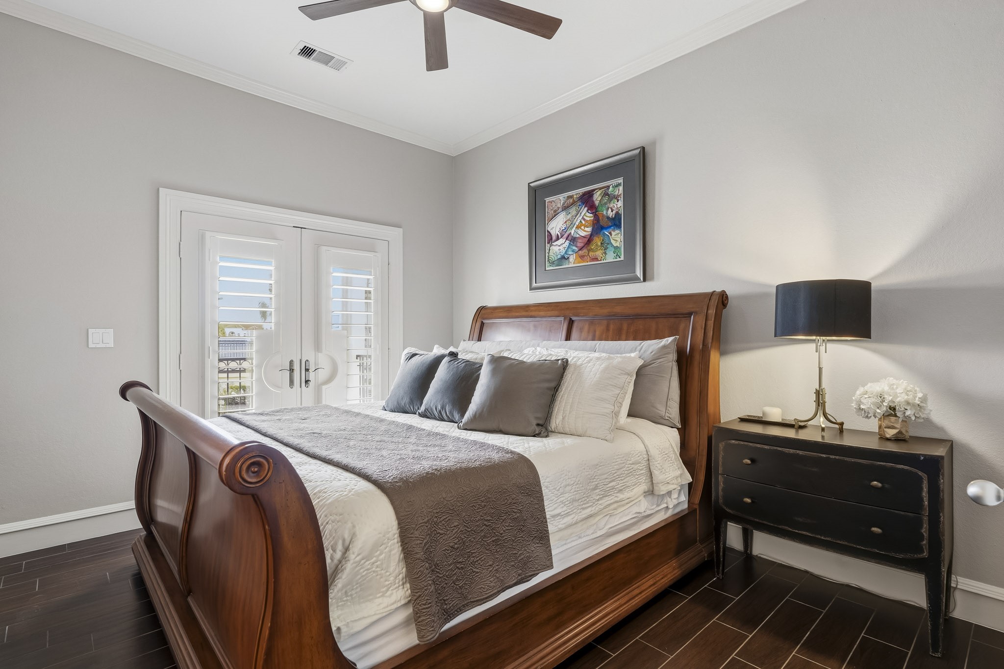 guest house upstairs bedroom