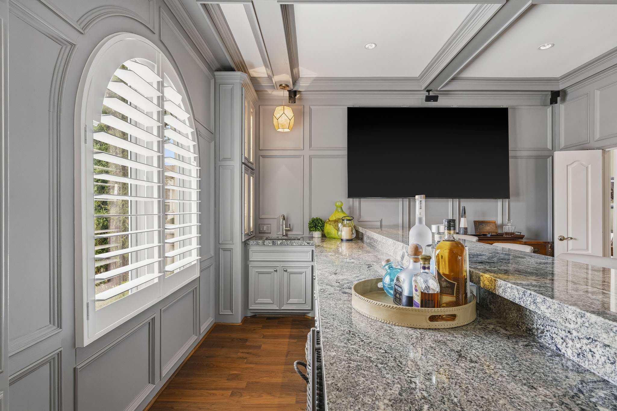 media room wet bar