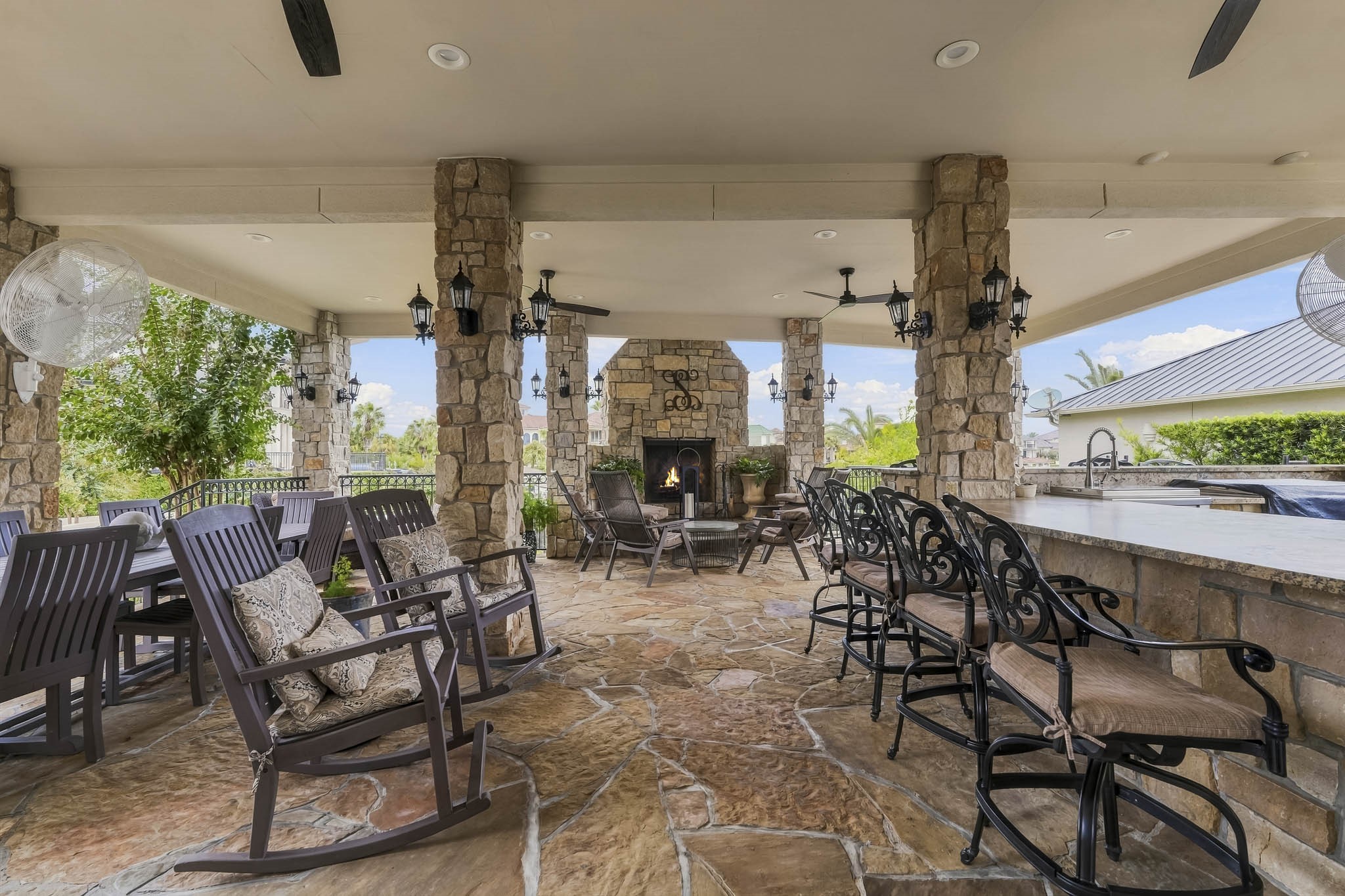 outdoor dining and bar