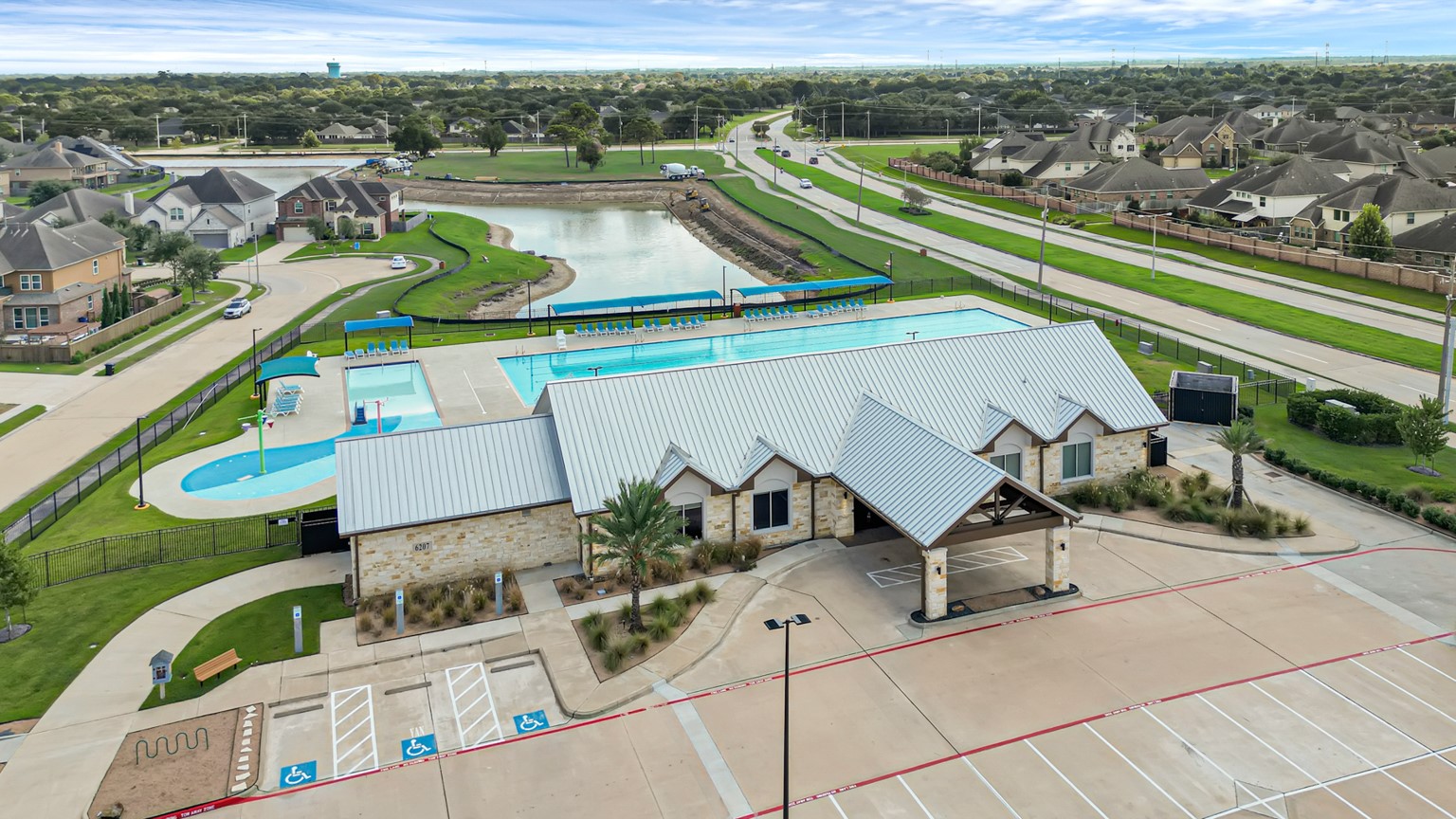6258 Murphy Wood Drive, League City, TX 77573