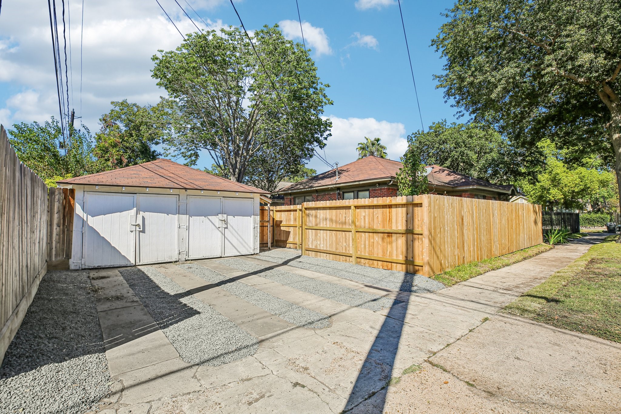 The rear of the property from the other side.