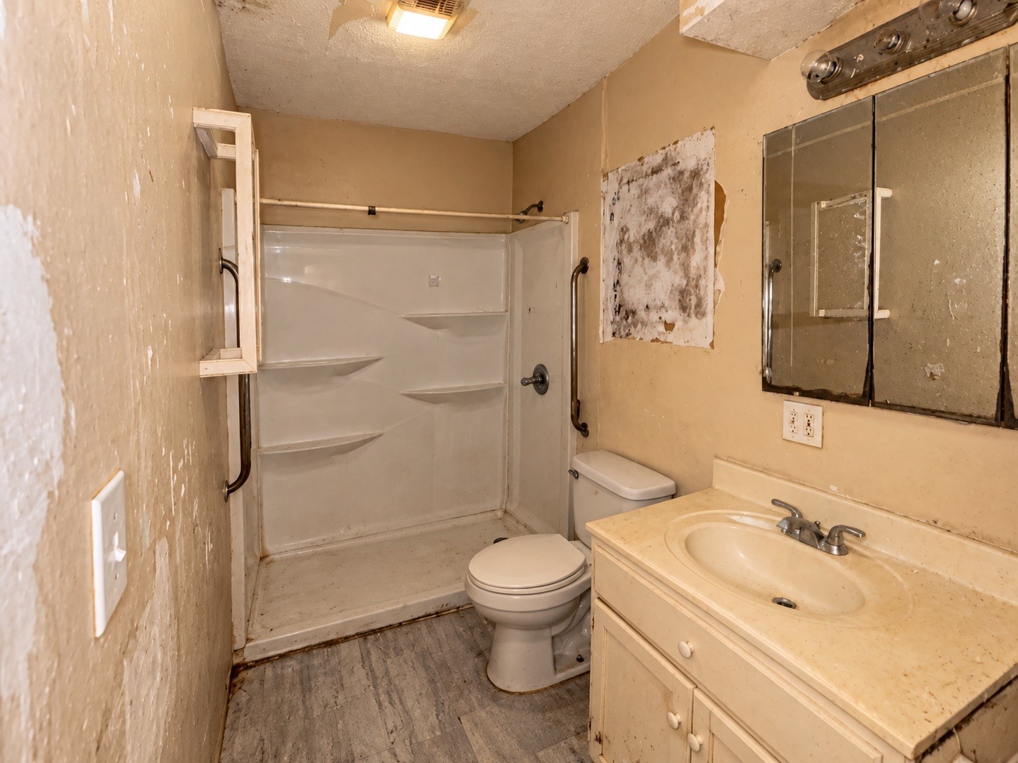13910 Calhoun Road, Conroe, TX 77302