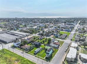 Aerial views of the community.