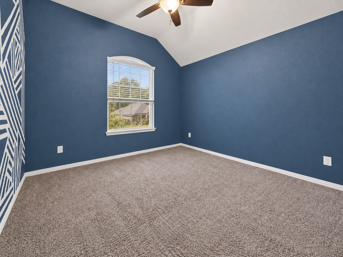 Versatile upstairs bedroom with plenty of space to make it your own