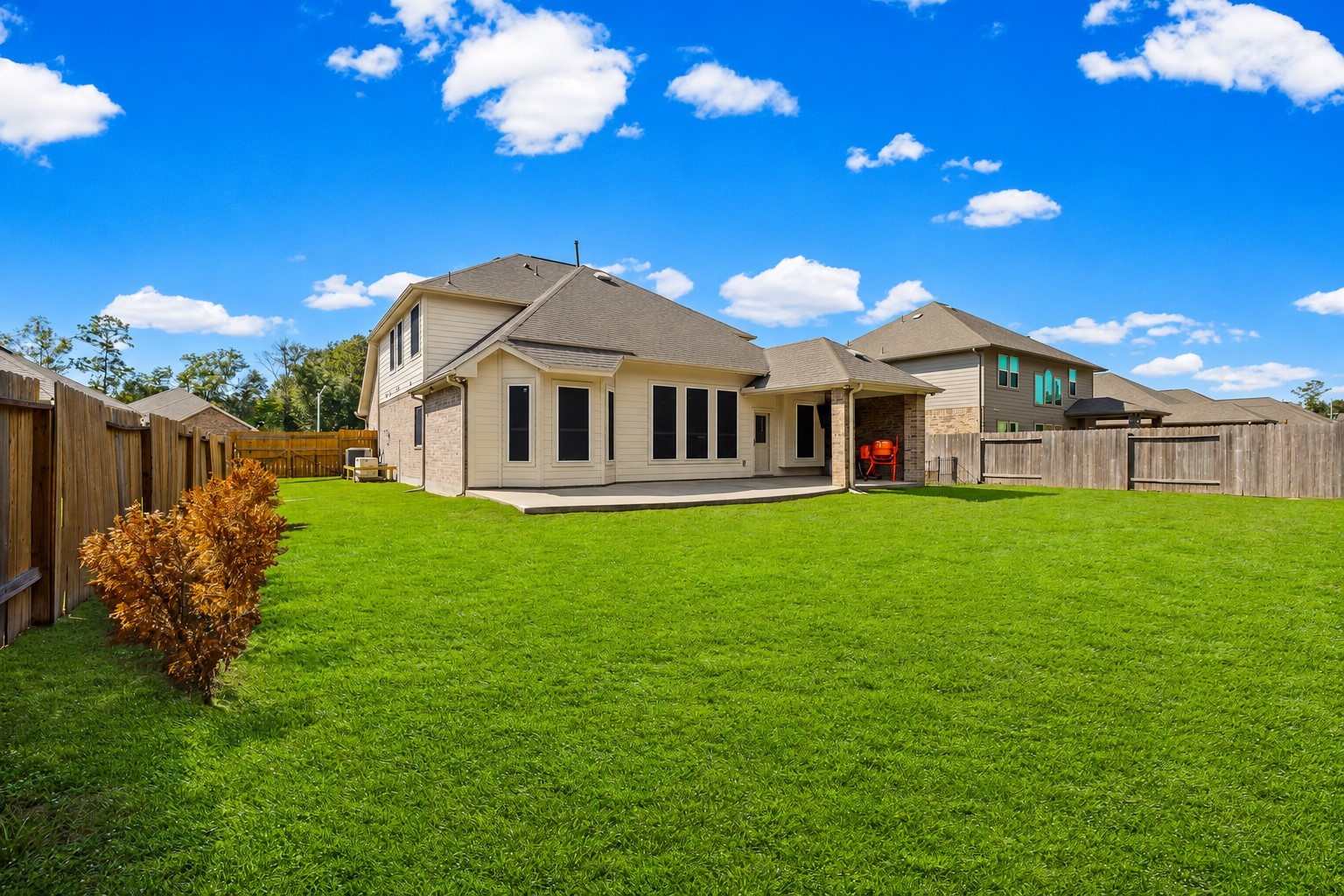 Your very own backyard retreat! Relax on the covered patio overlooking a large fenced backyard with room to play, garden or entertain. Your very own backyard retreat! Relax on the covered patio overlooking a large fenced backyard with room to play, garden or entertain.