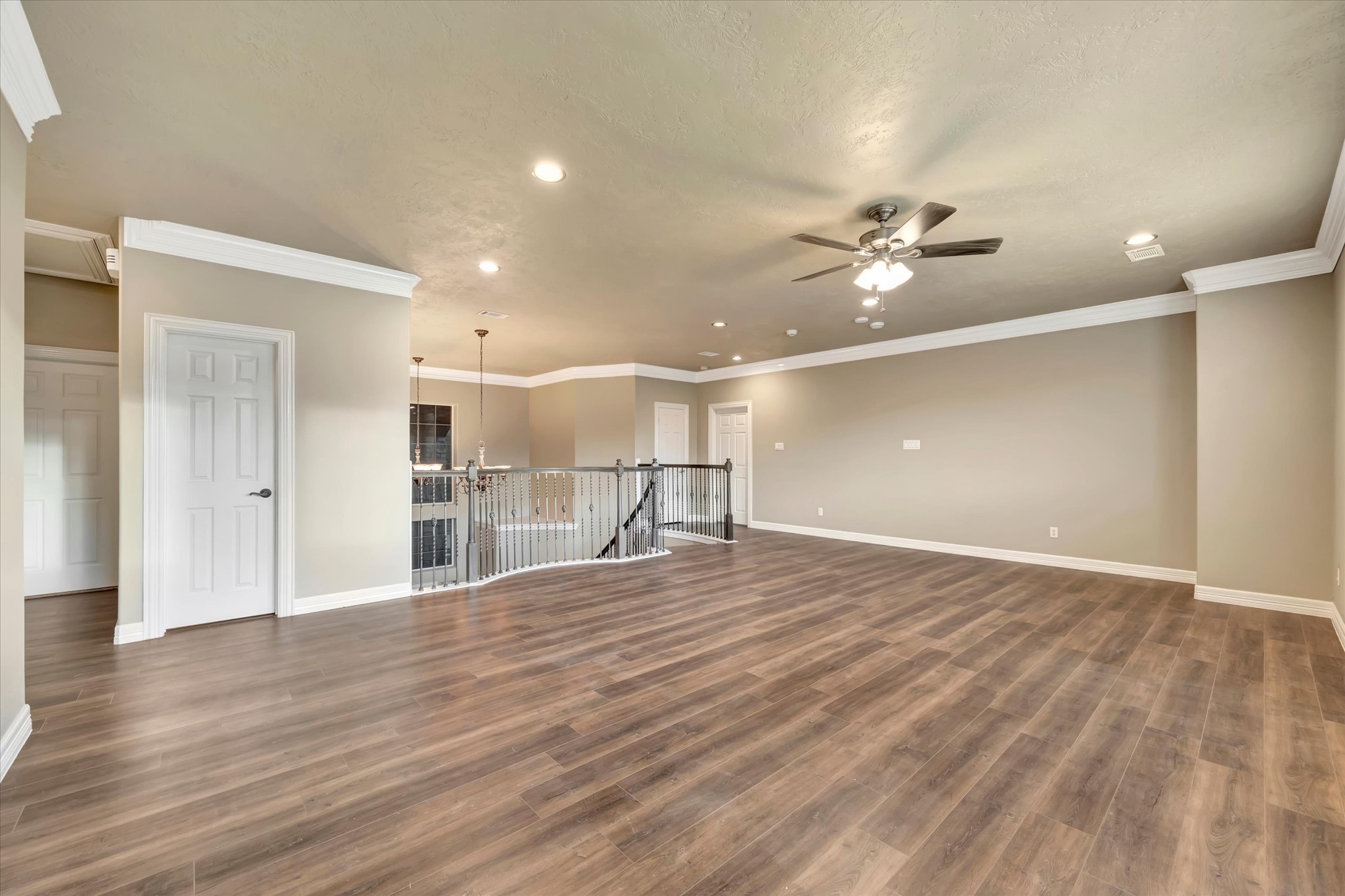 2515 Montclair Court, League City, TX 77573