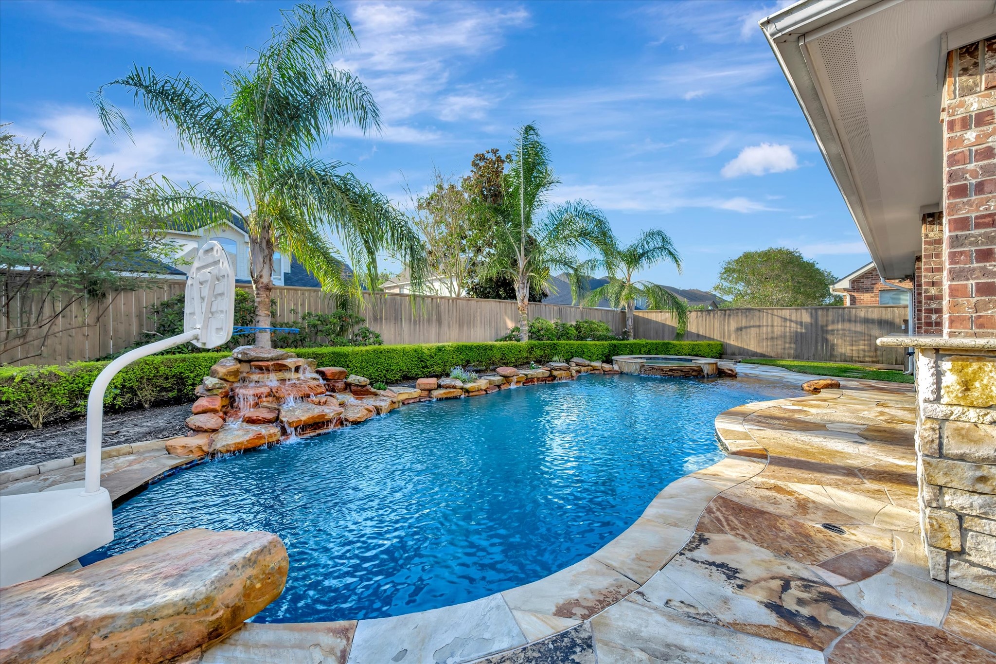 2515 Montclair Court, League City, TX 77573
