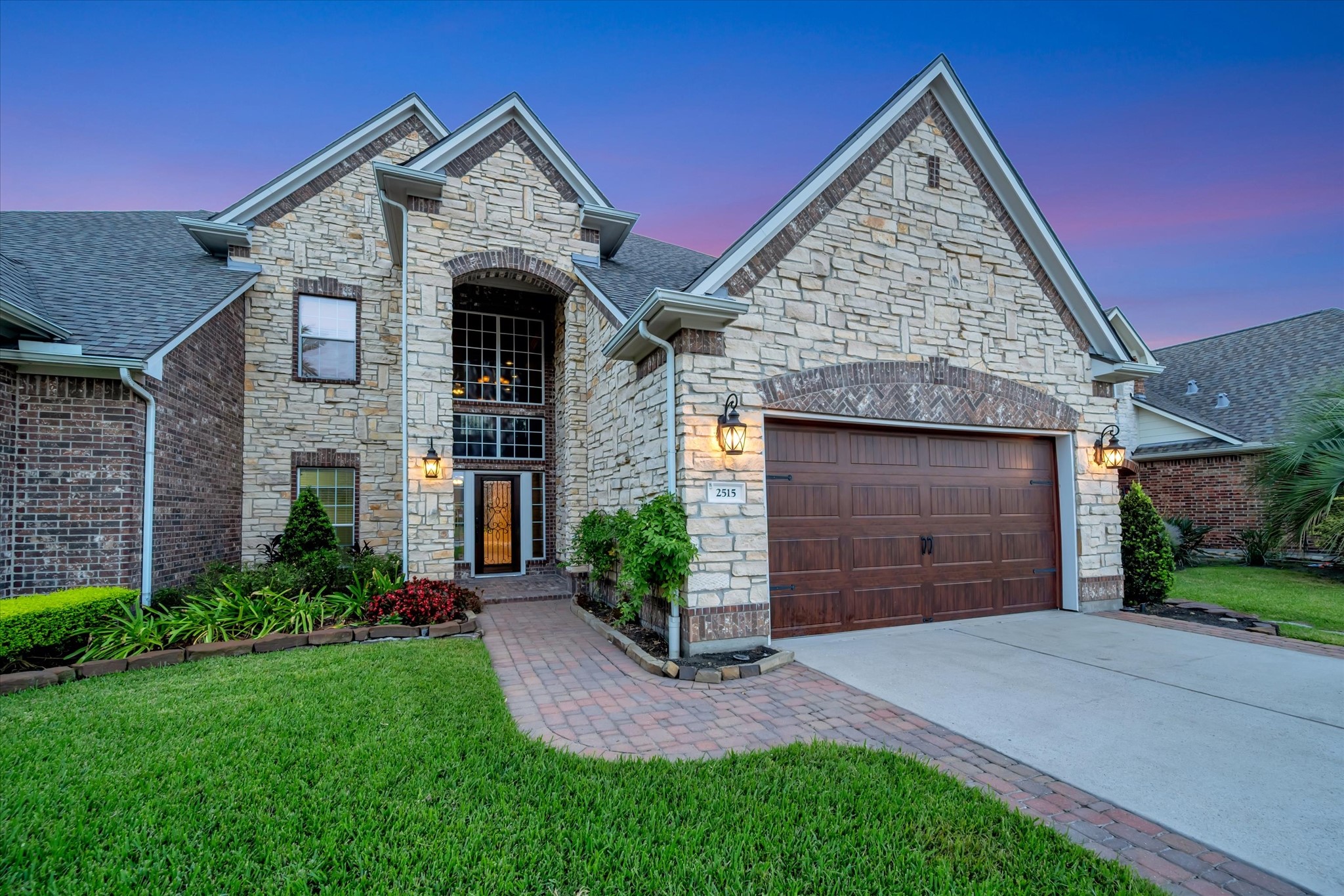 2515 Montclair Court, League City, TX 77573