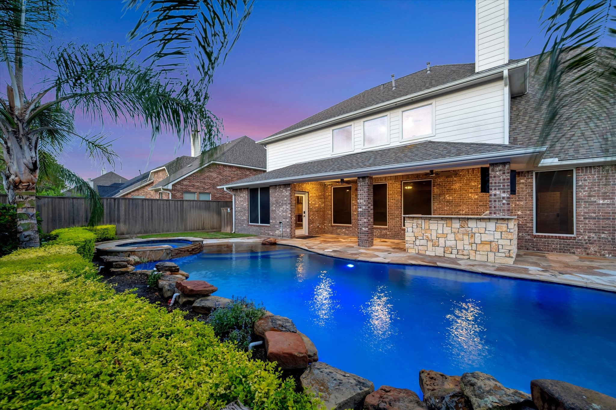 2515 Montclair Court, League City, TX 77573