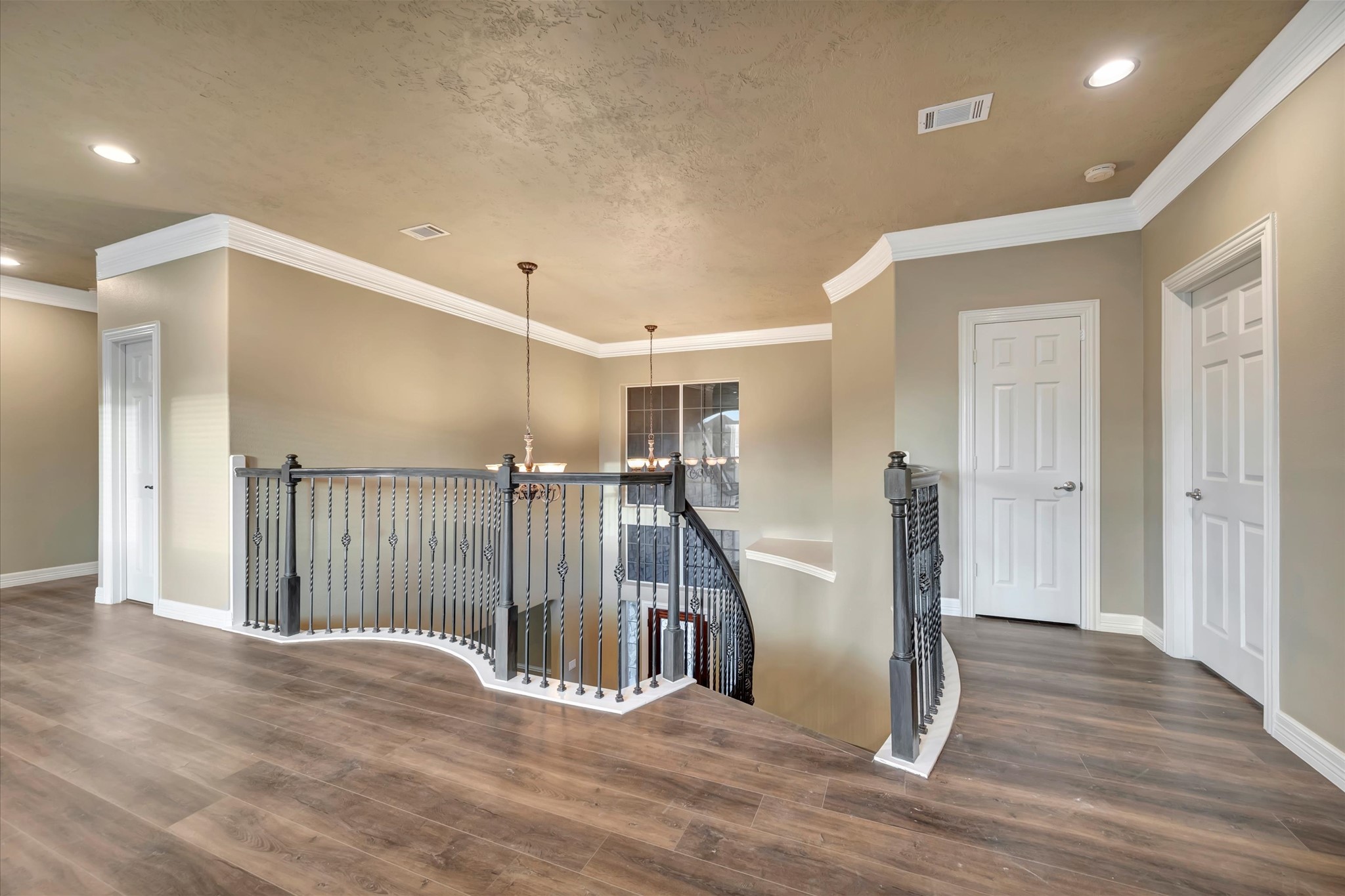 2515 Montclair Court, League City, TX 77573