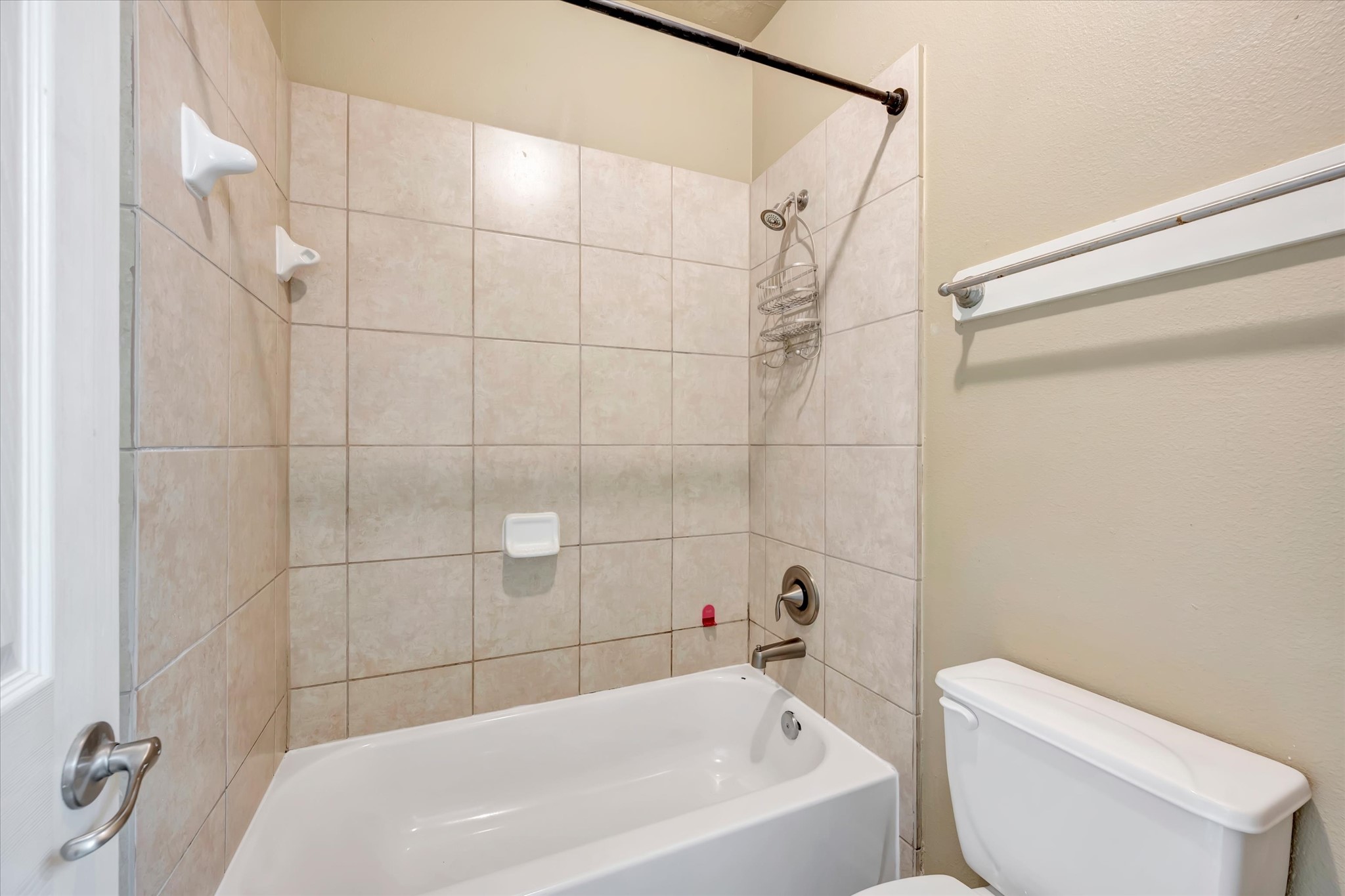 2515 Montclair Court, League City, TX 77573